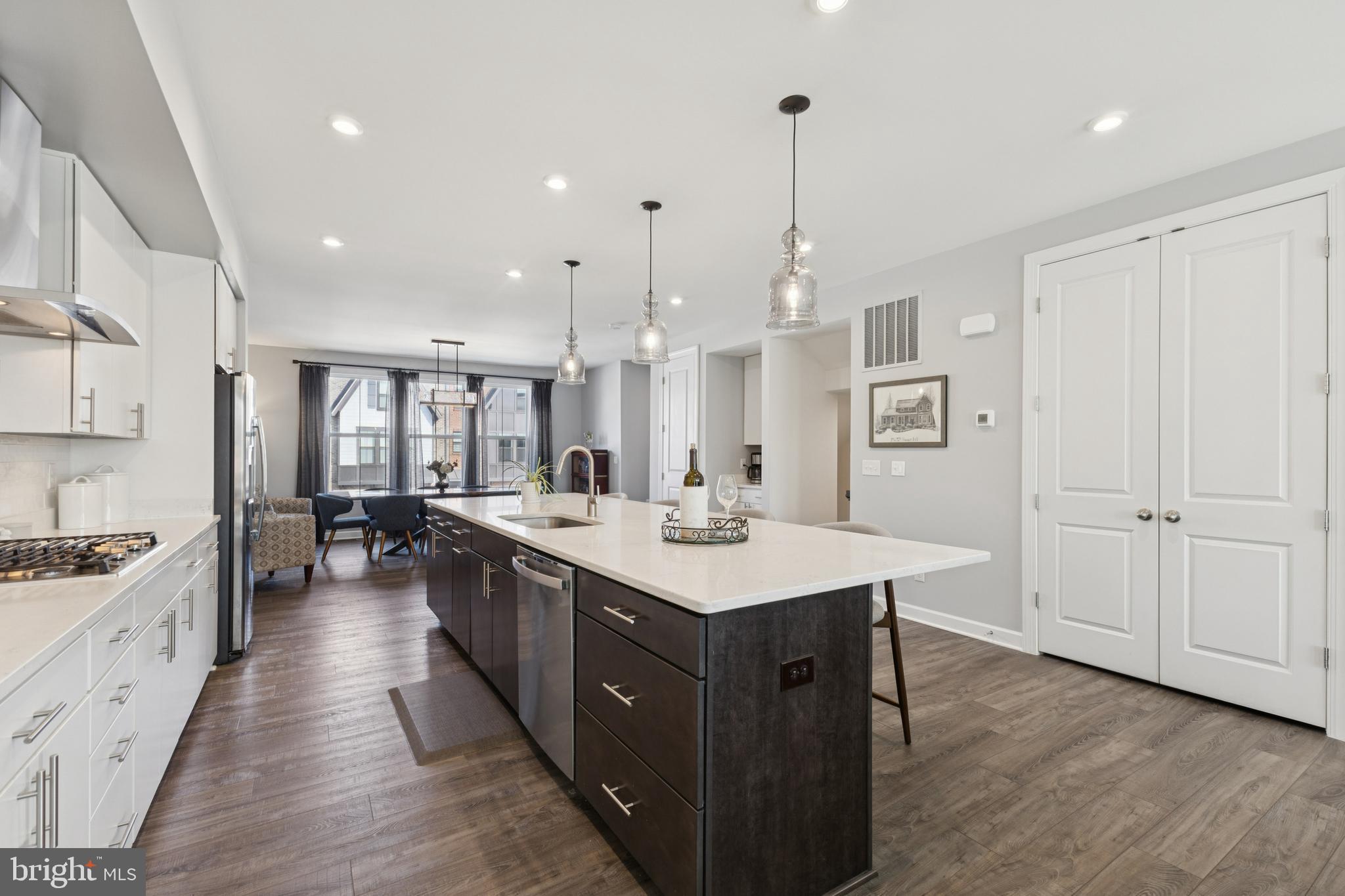 POTOMAC TERRACE - Residential