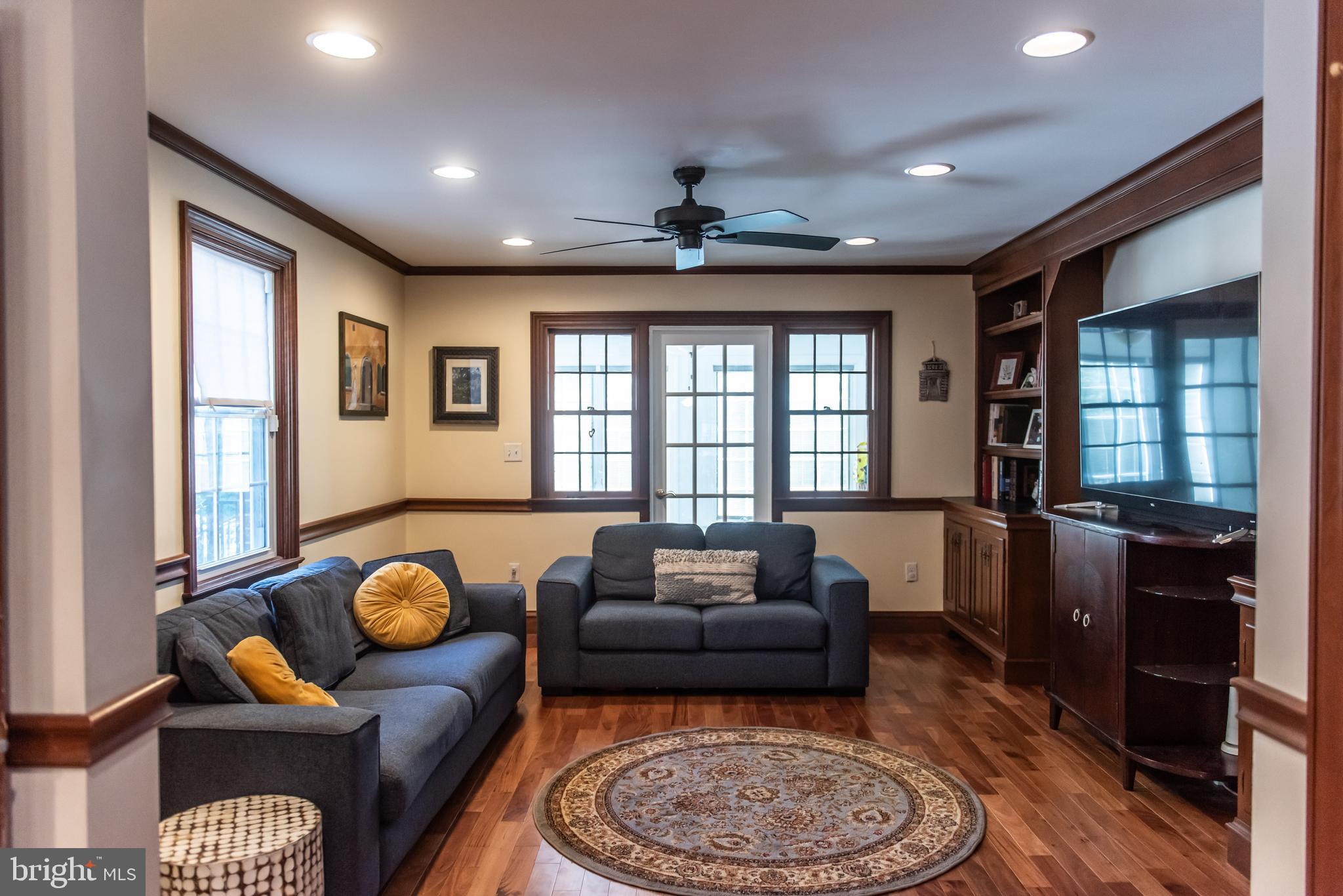 HERSHEY DOWNTOWN - Residential