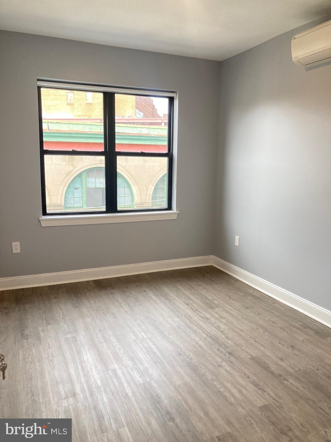FRANKFORD - Residential Lease