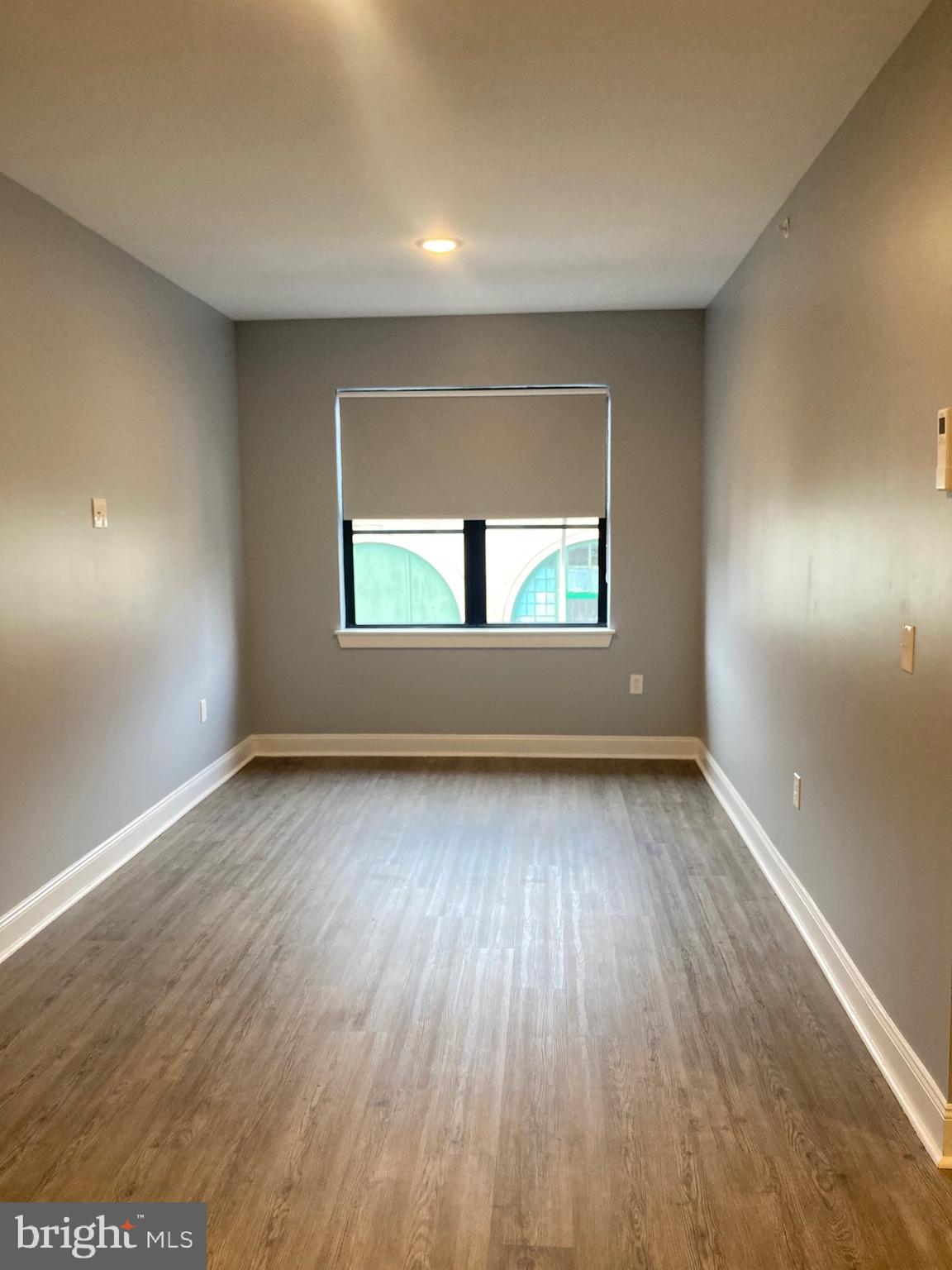 FRANKFORD - Residential Lease