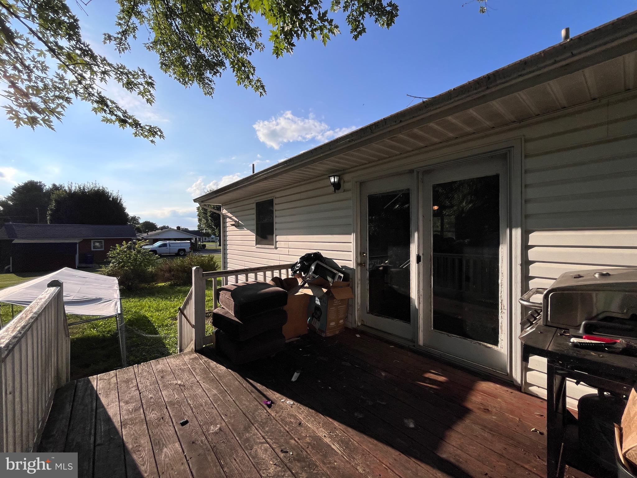GROTTOES - Residential