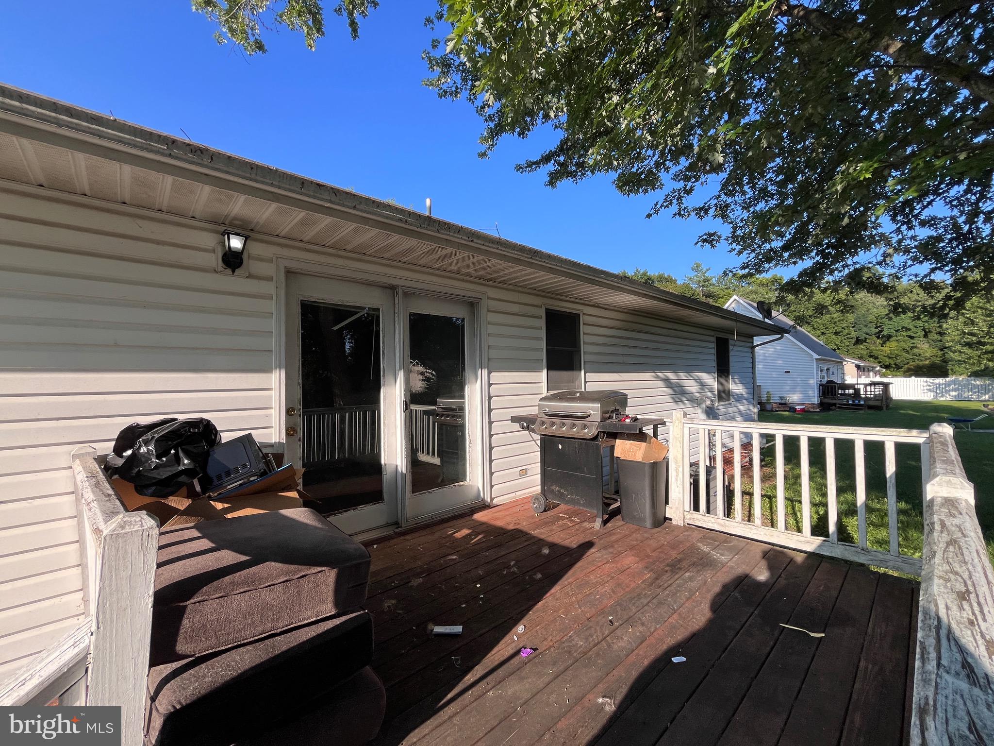 GROTTOES - Residential