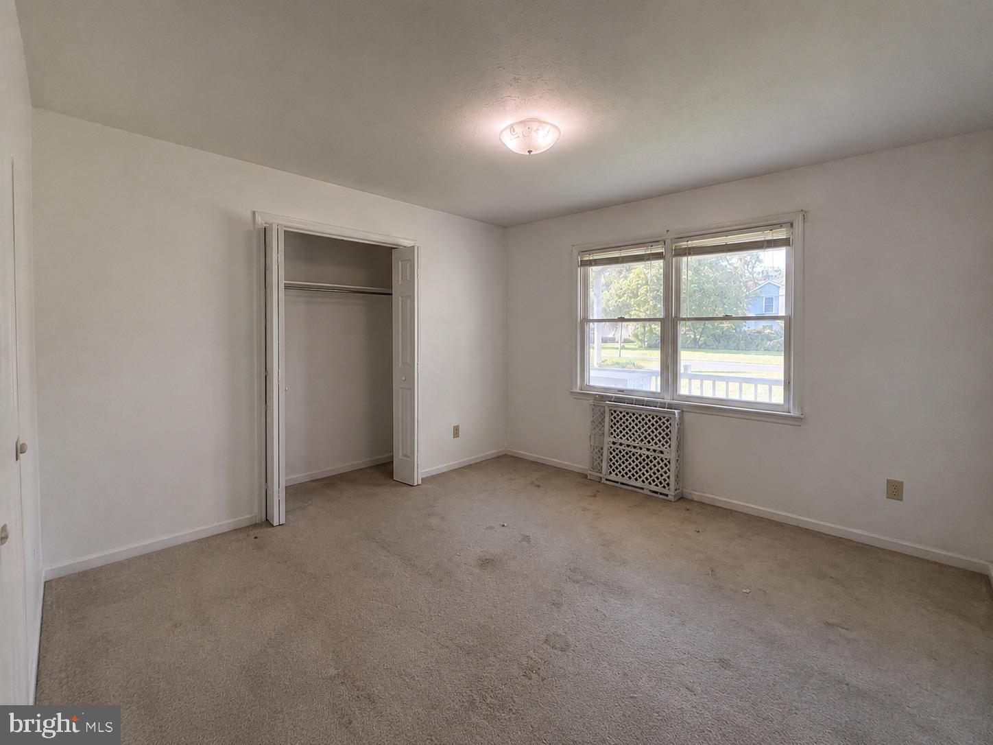 GROTTOES - Residential