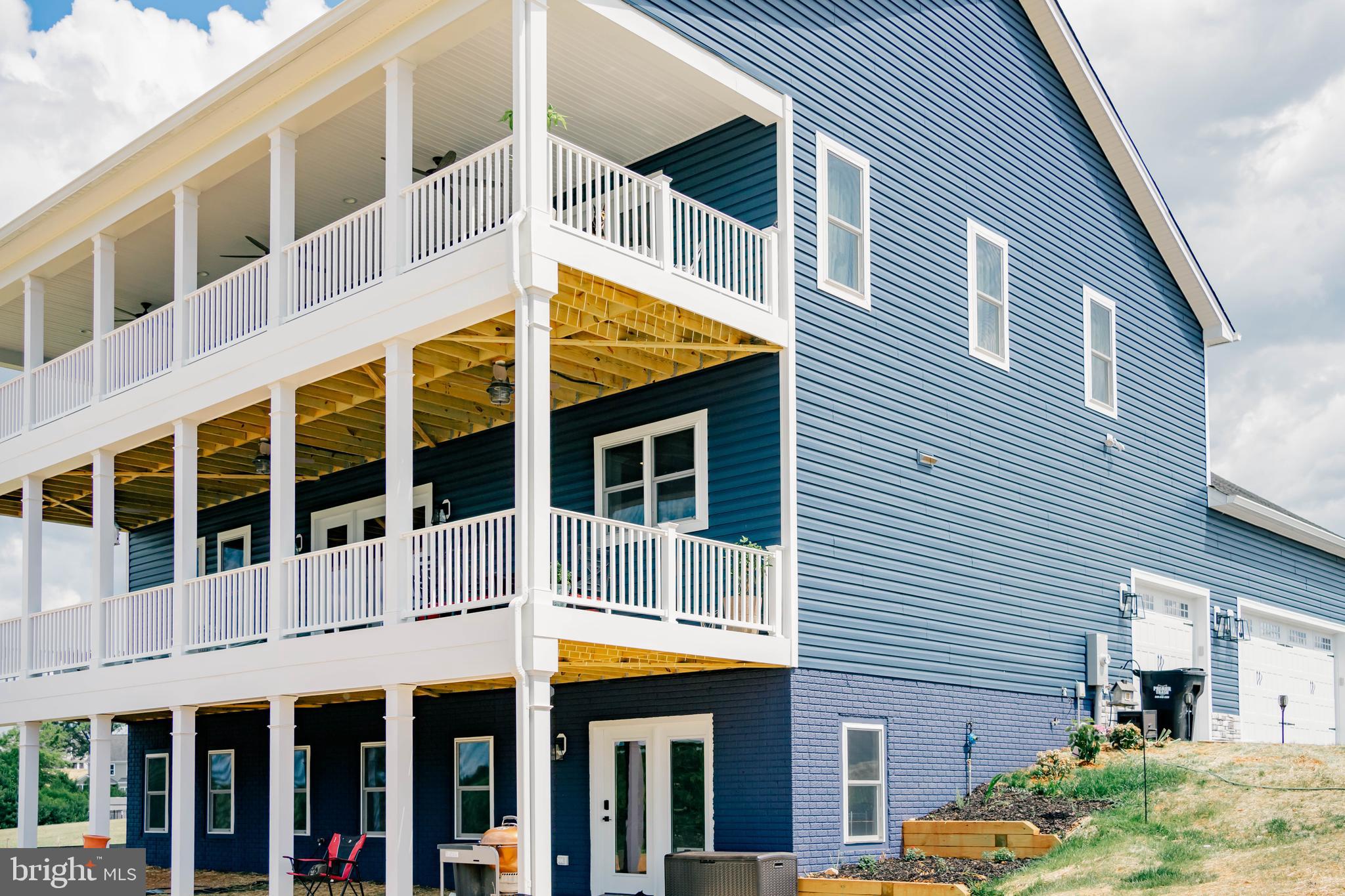 THE WATERS AT LAKE ANNA - Residential