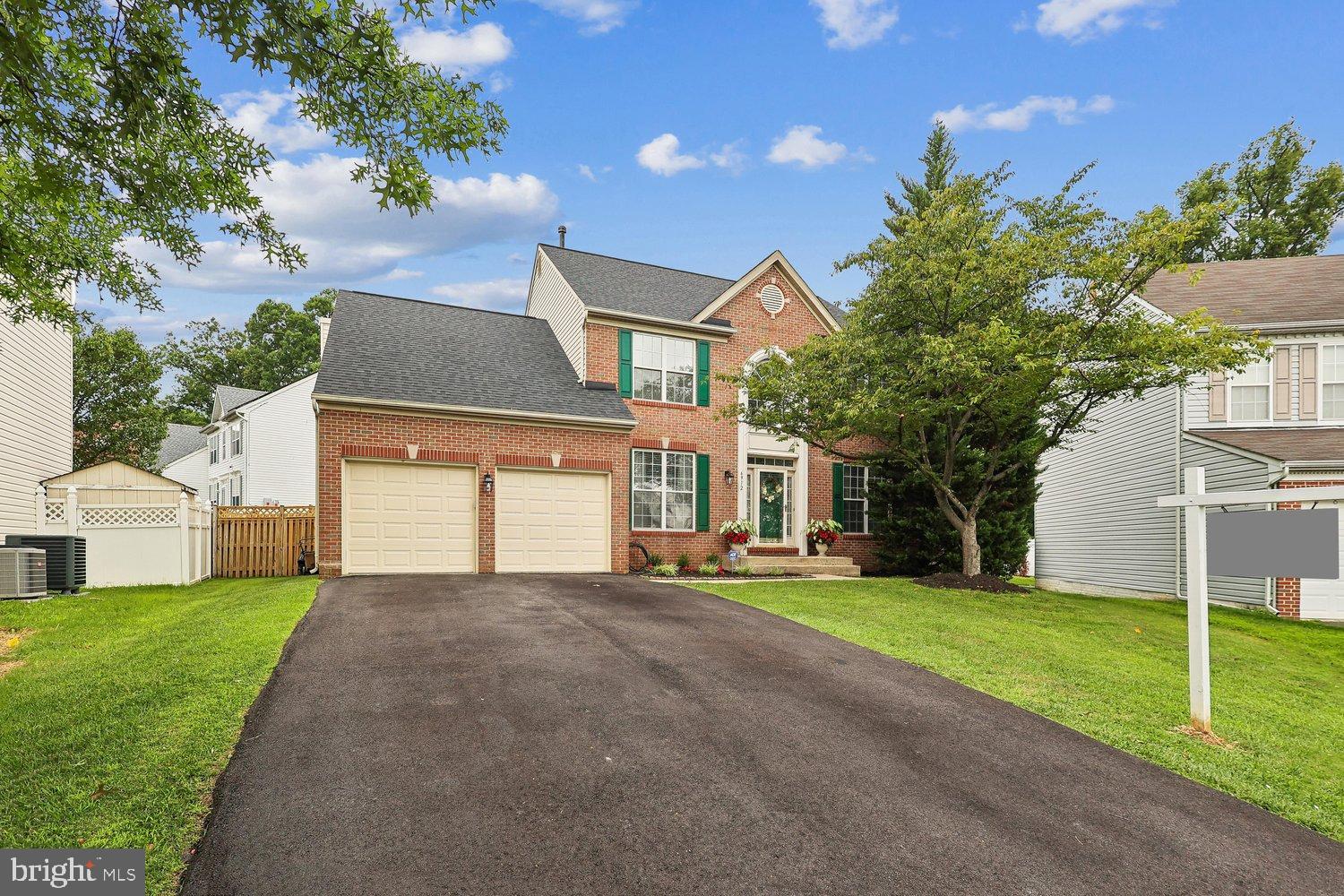 SCARLET OAKS - Residential
