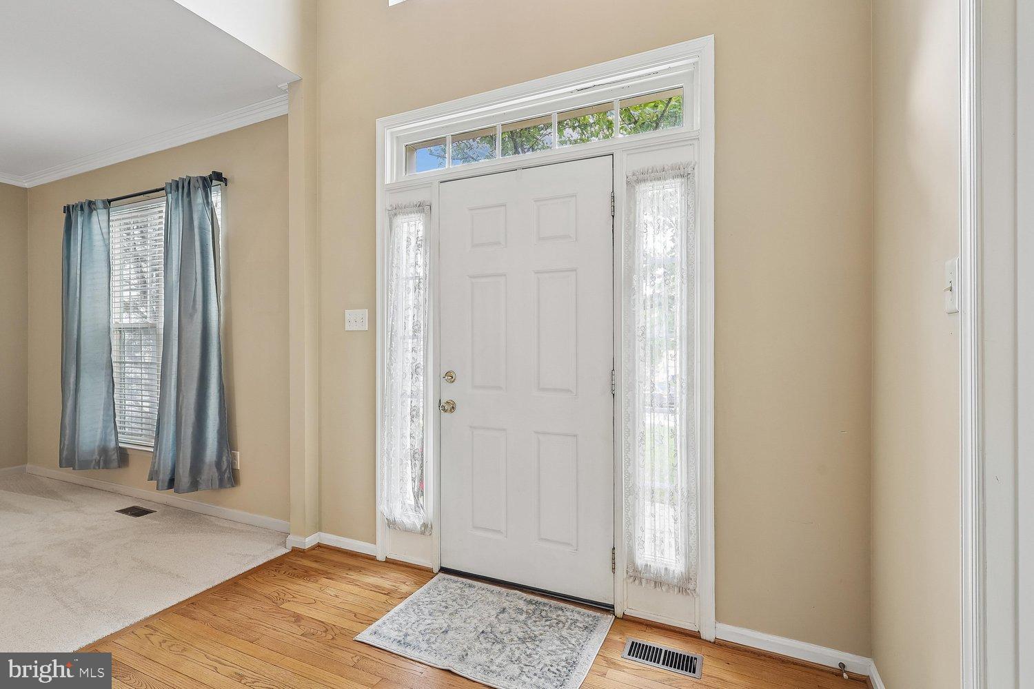 SCARLET OAKS - Residential
