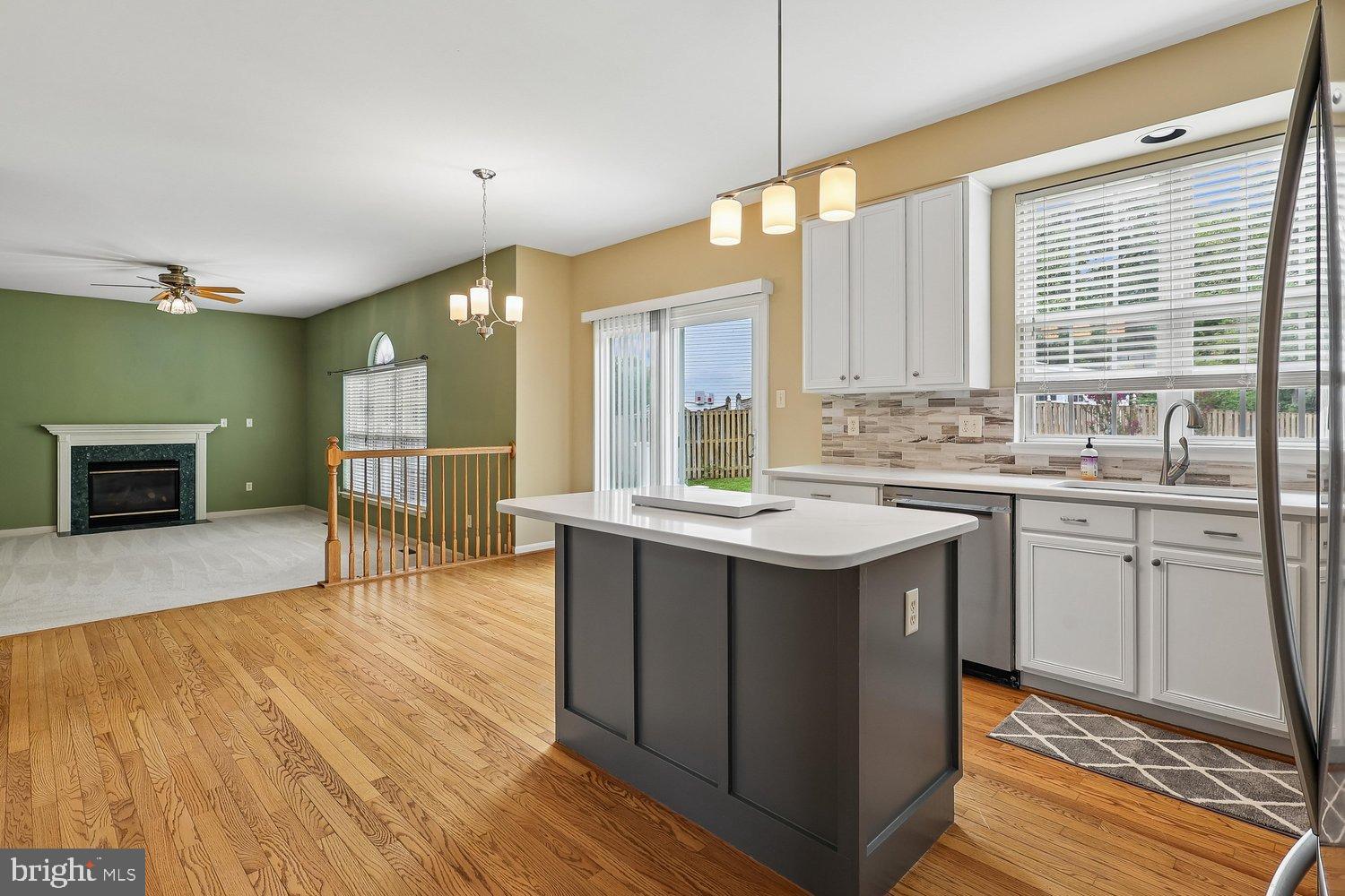 SCARLET OAKS - Residential