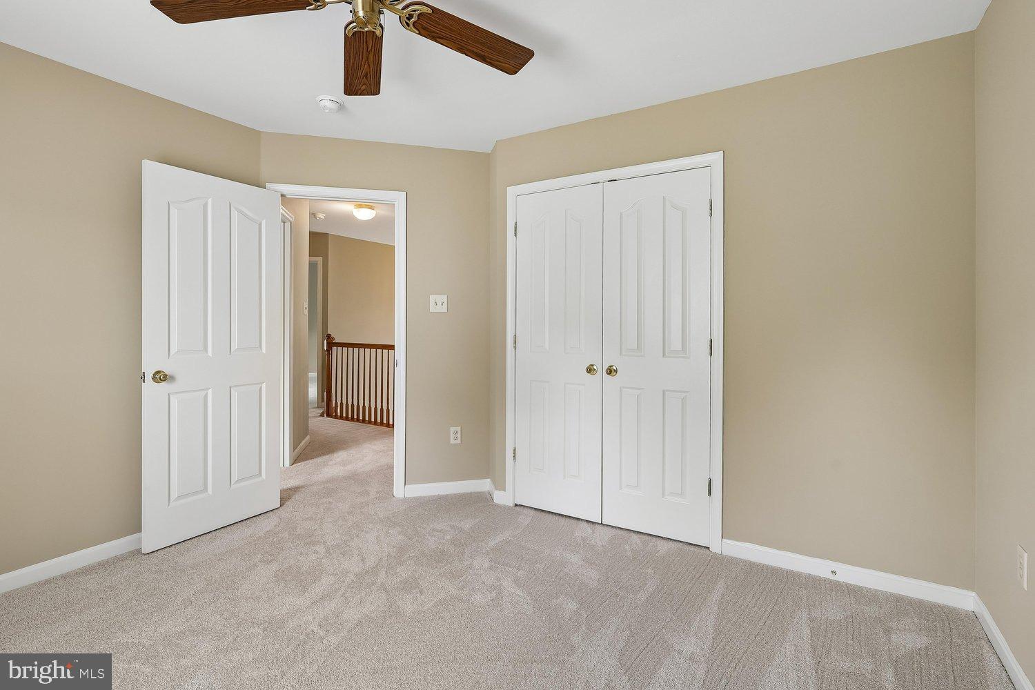 SCARLET OAKS - Residential