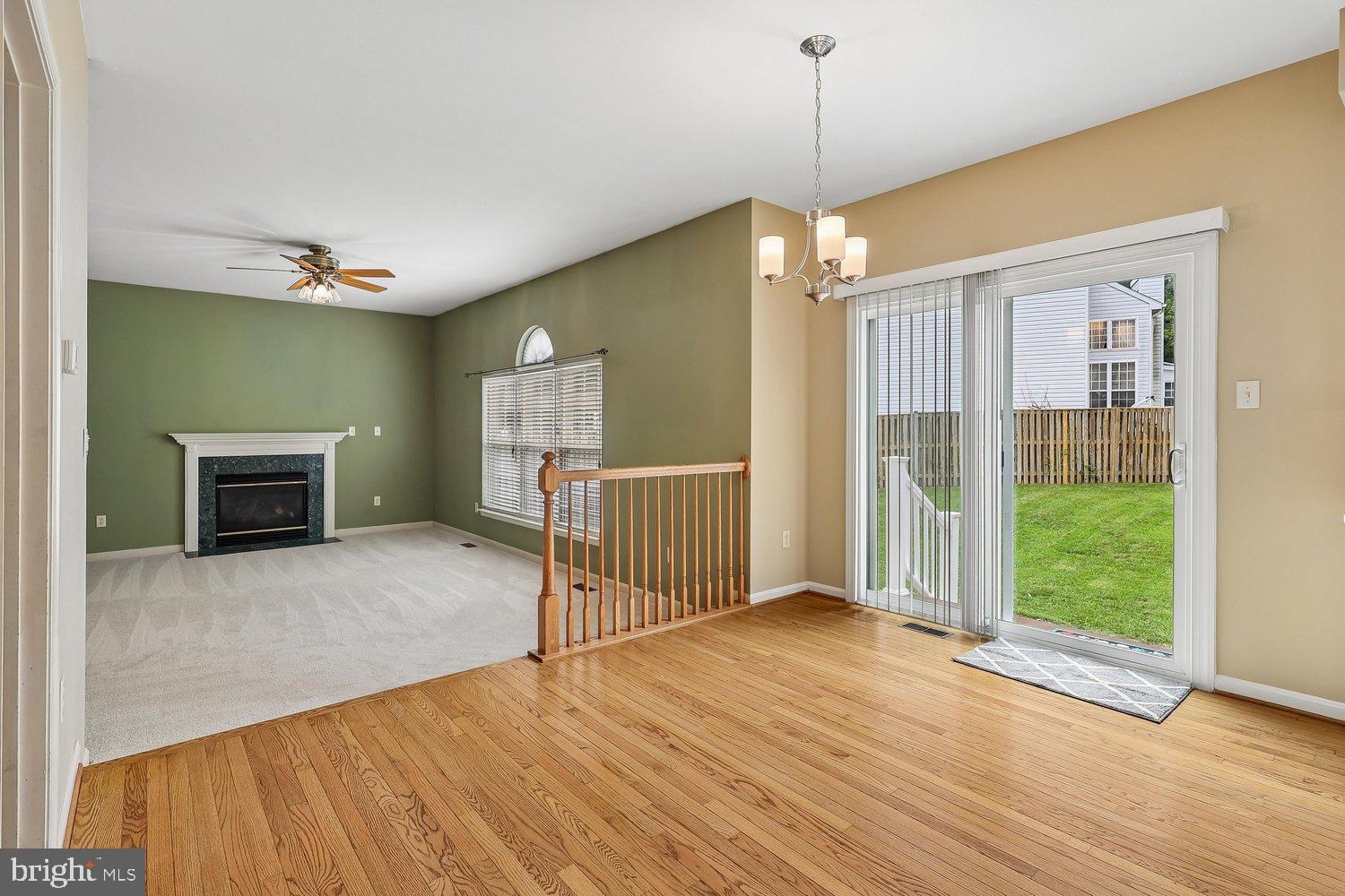 SCARLET OAKS - Residential