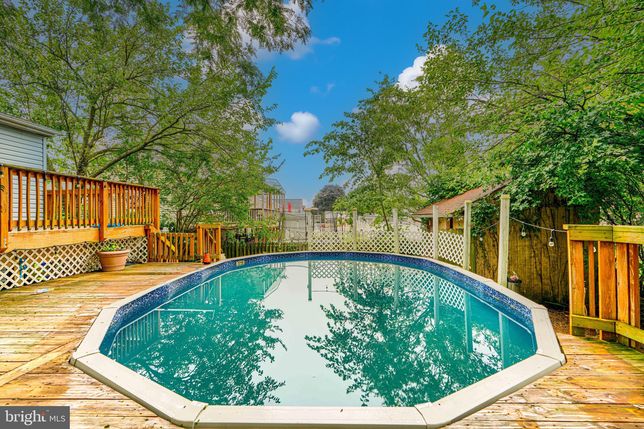 BAY COUNTRY - Residential