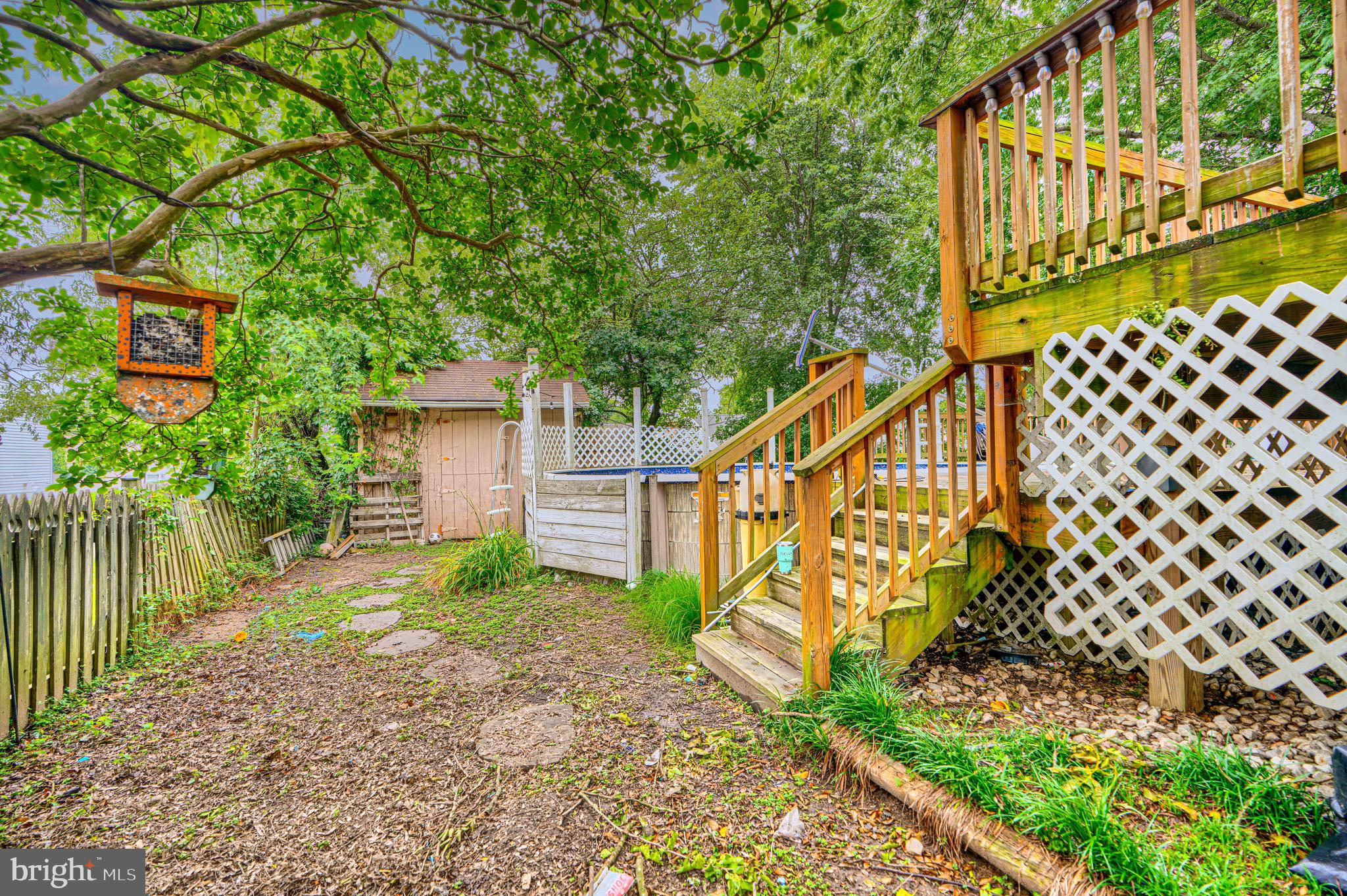 BAY COUNTRY - Residential