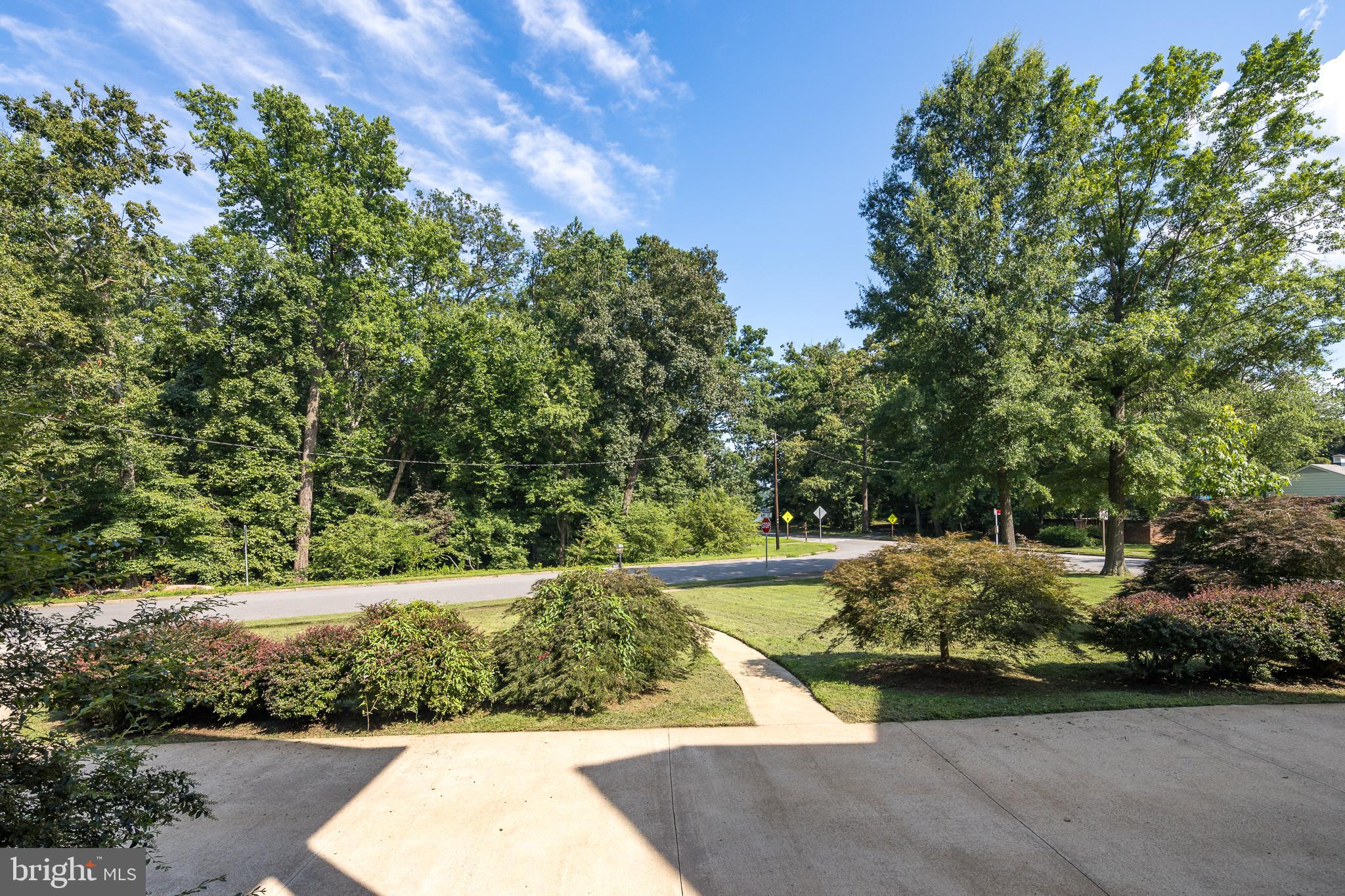 WAYNEWOOD - Residential