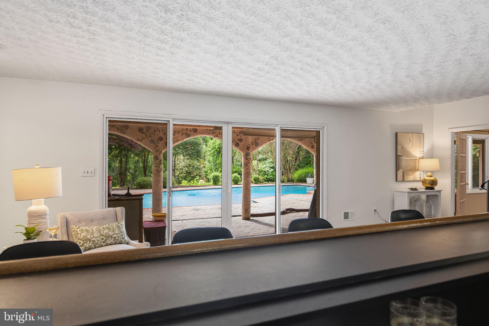 MANOR BROOK - Residential