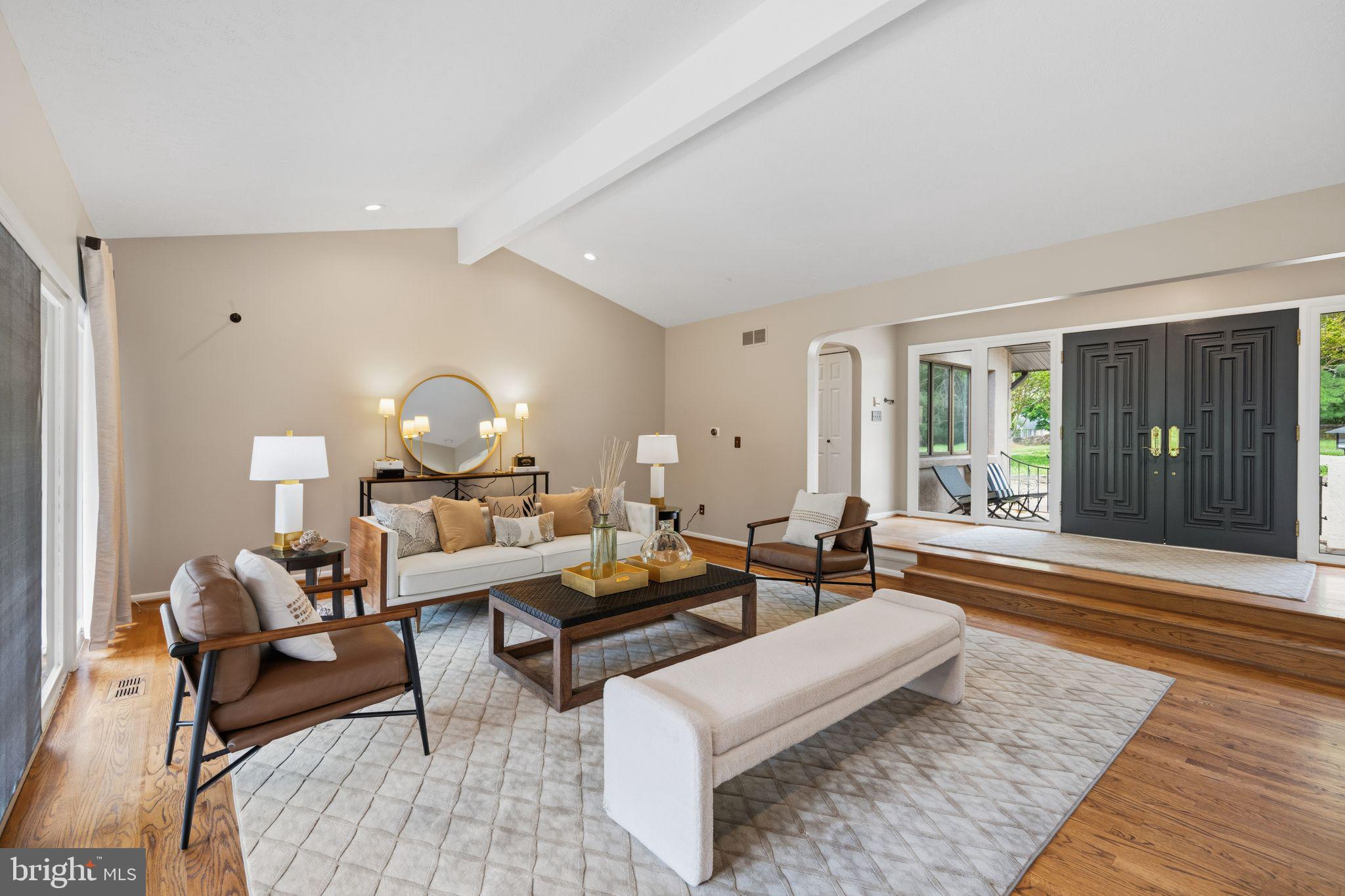 MANOR BROOK - Residential
