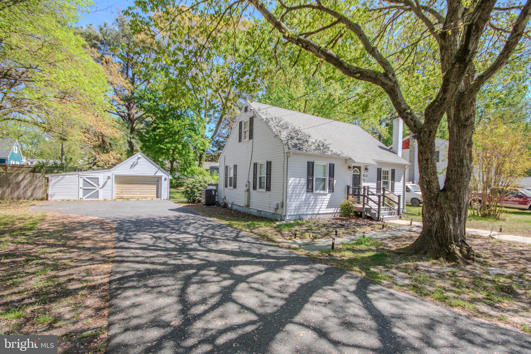 LAKEWOOD - Residential