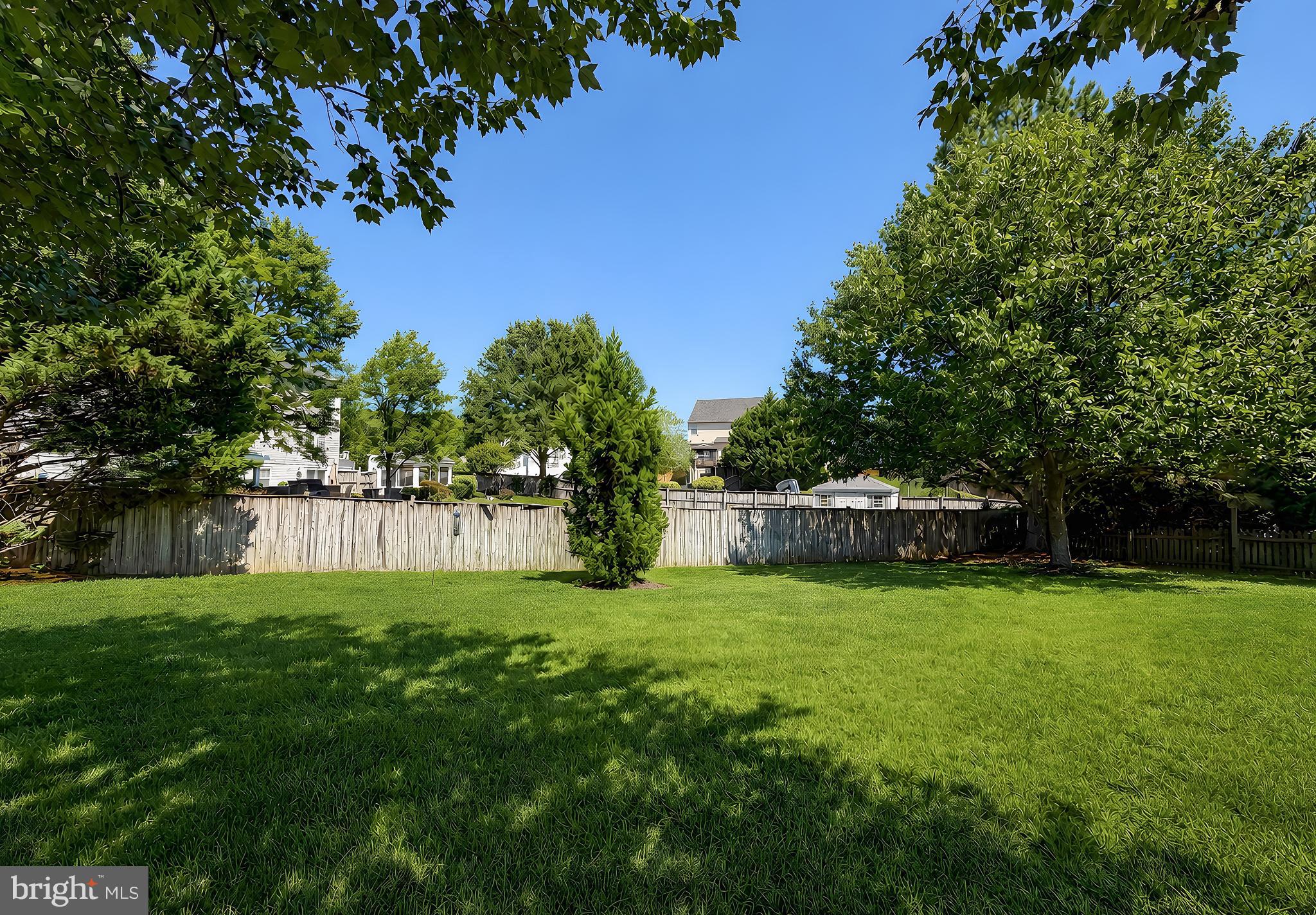KINGS GRANT - Residential