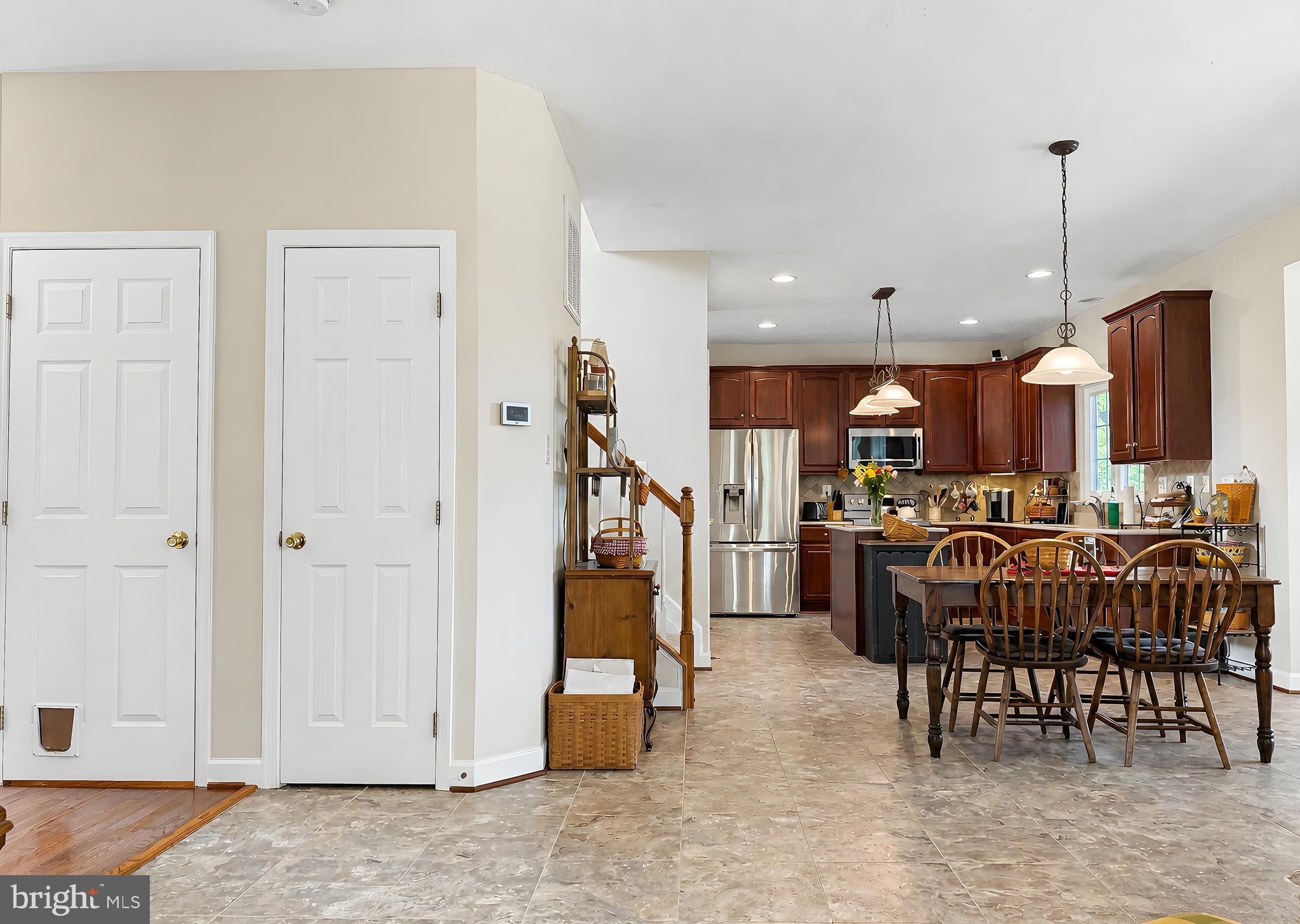 KINGS GRANT - Residential