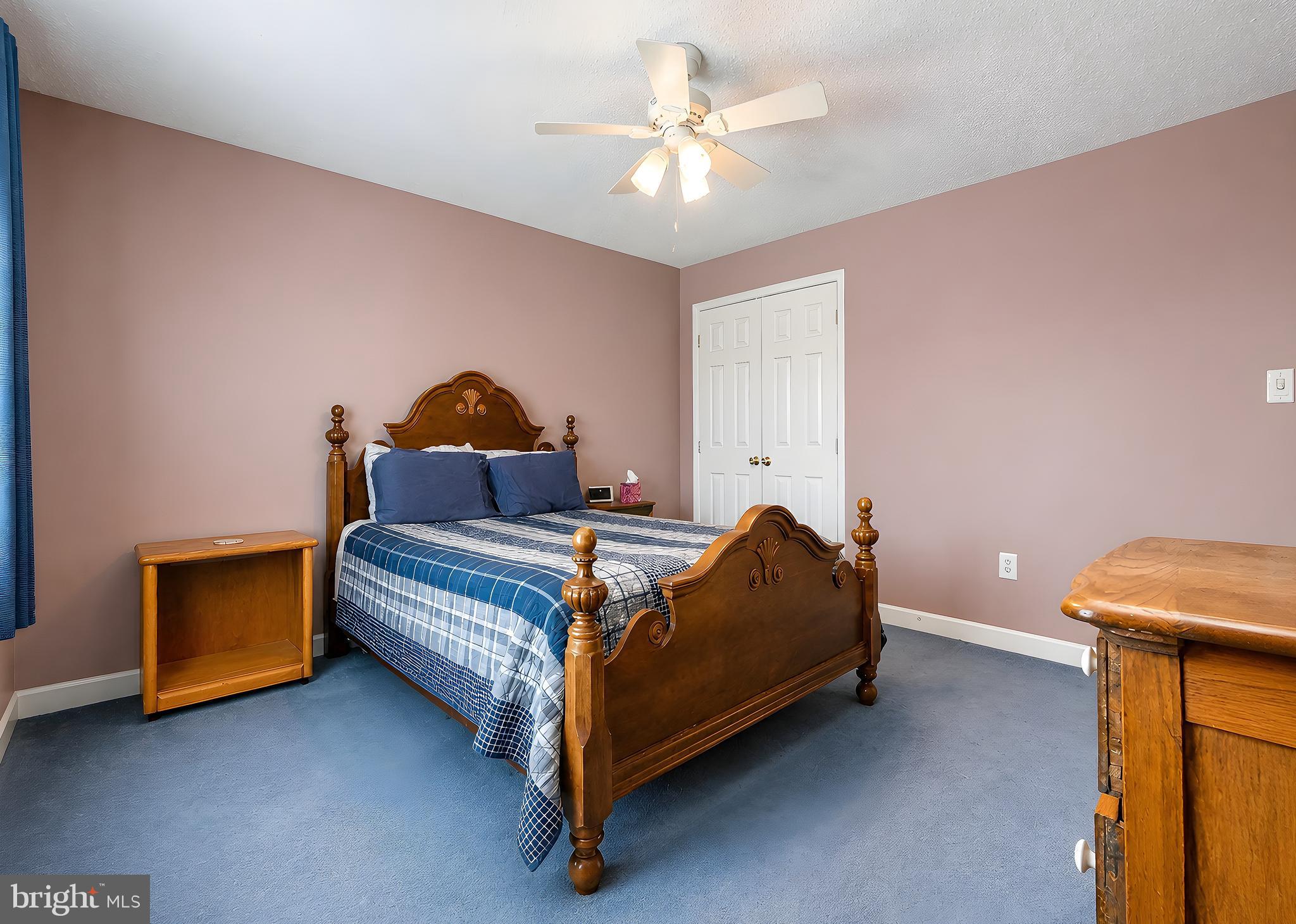 KINGS GRANT - Residential