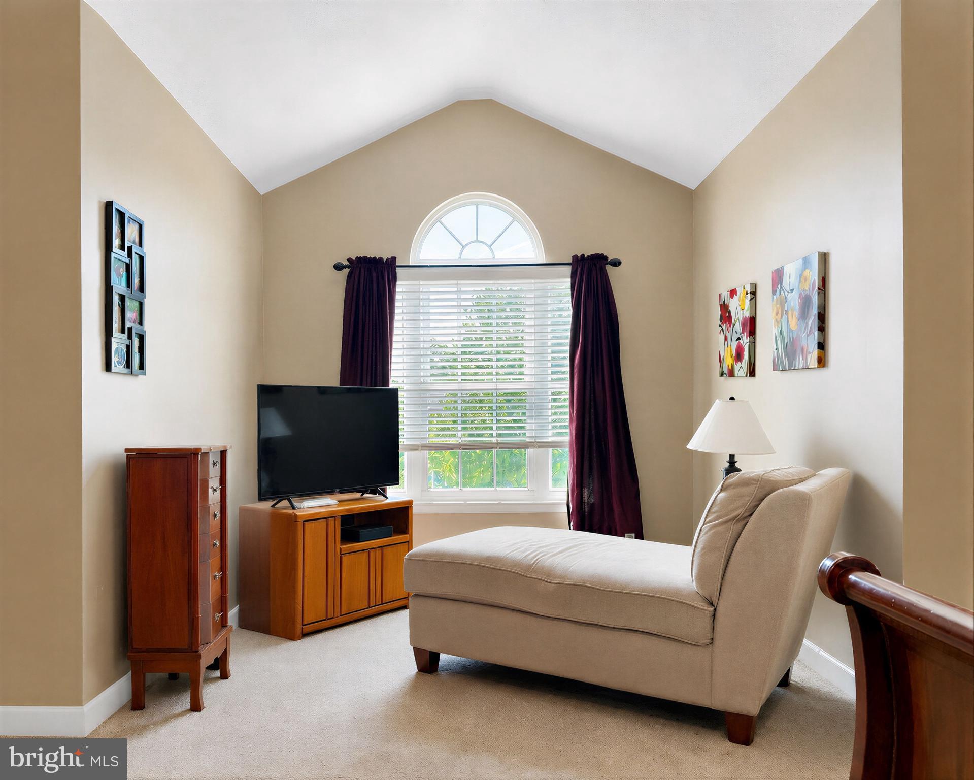 KINGS GRANT - Residential