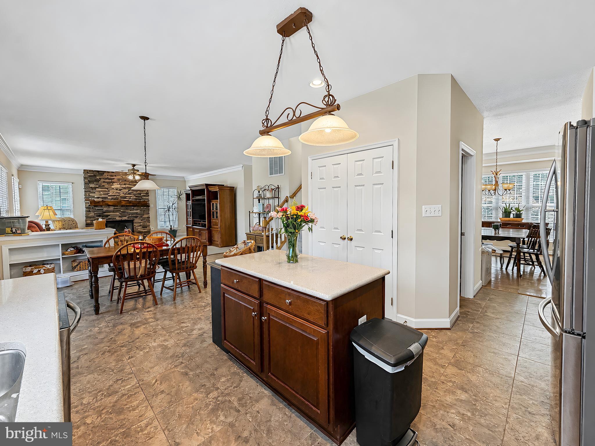 KINGS GRANT - Residential