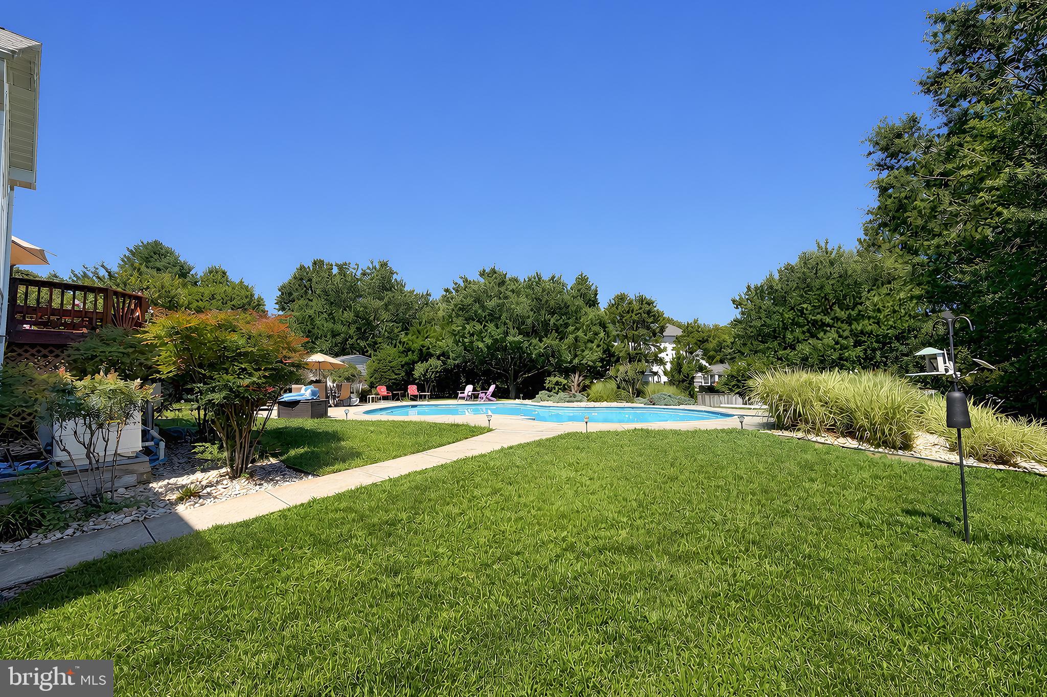 KINGS GRANT - Residential