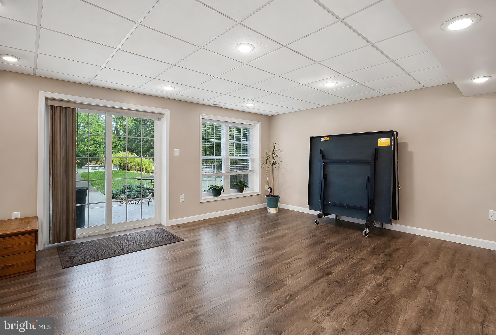 KINGS GRANT - Residential