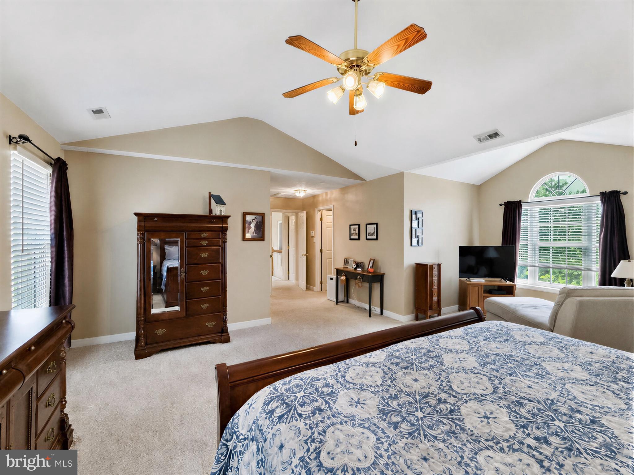 KINGS GRANT - Residential