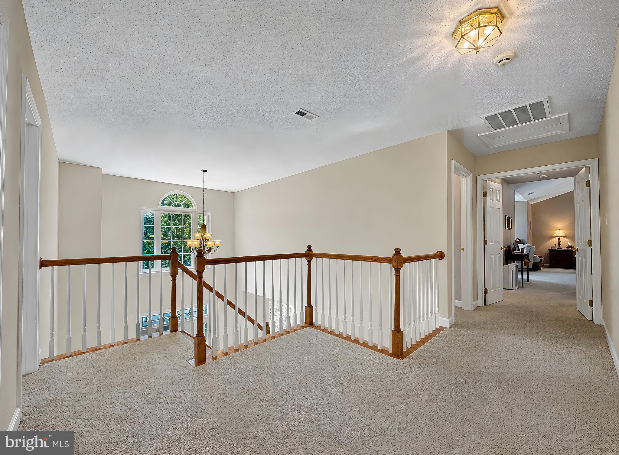 KINGS GRANT - Residential