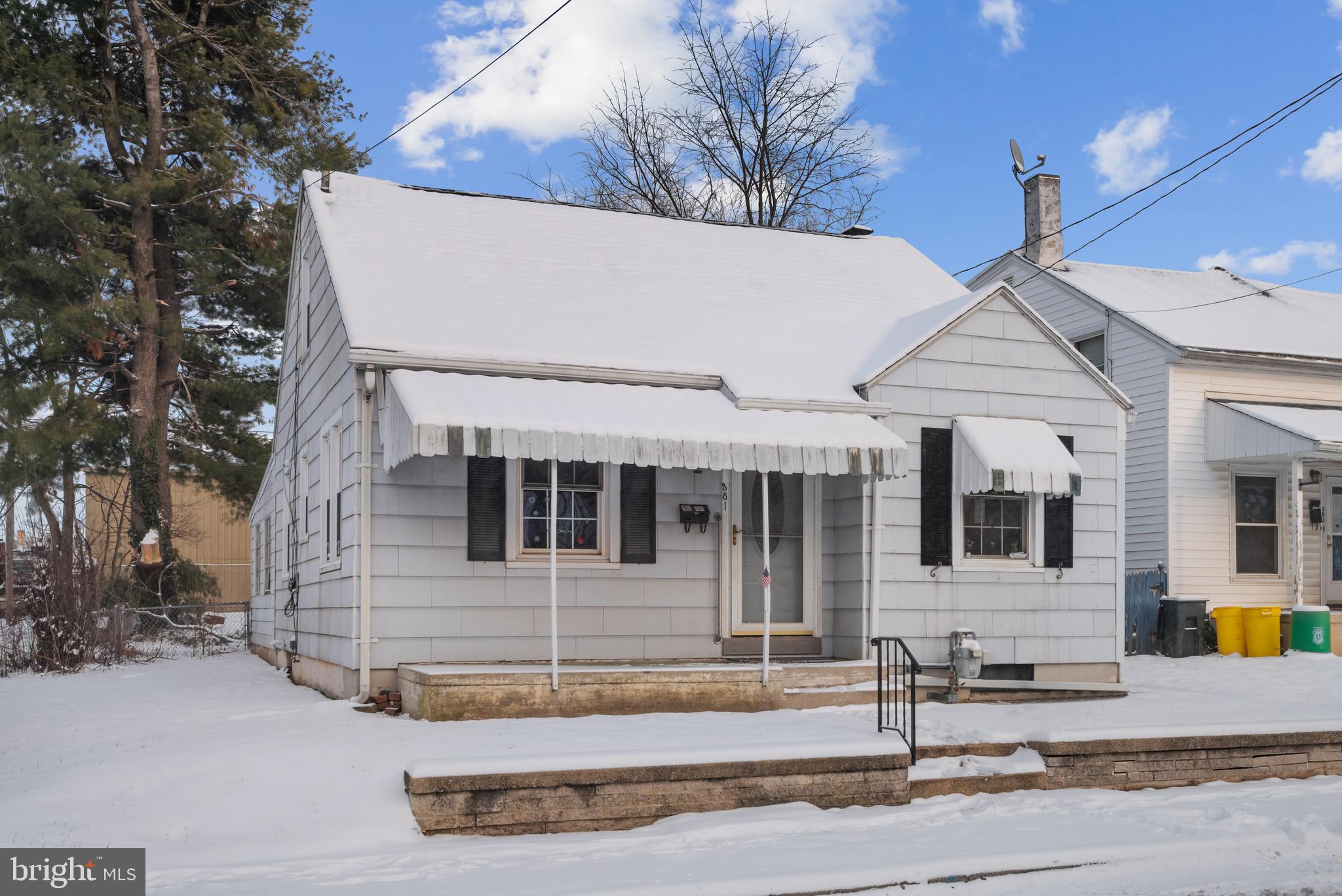 Affordable city living! This 3 bed, 1 bath home is bursting with potential. Own for less than rent, and gain instant equity. Or pick up your next project and get to work! The possibilities are endless! This house offers central air, natural gas heat, and a roof that's less than 10 years old!  Get your showing scheduled today!