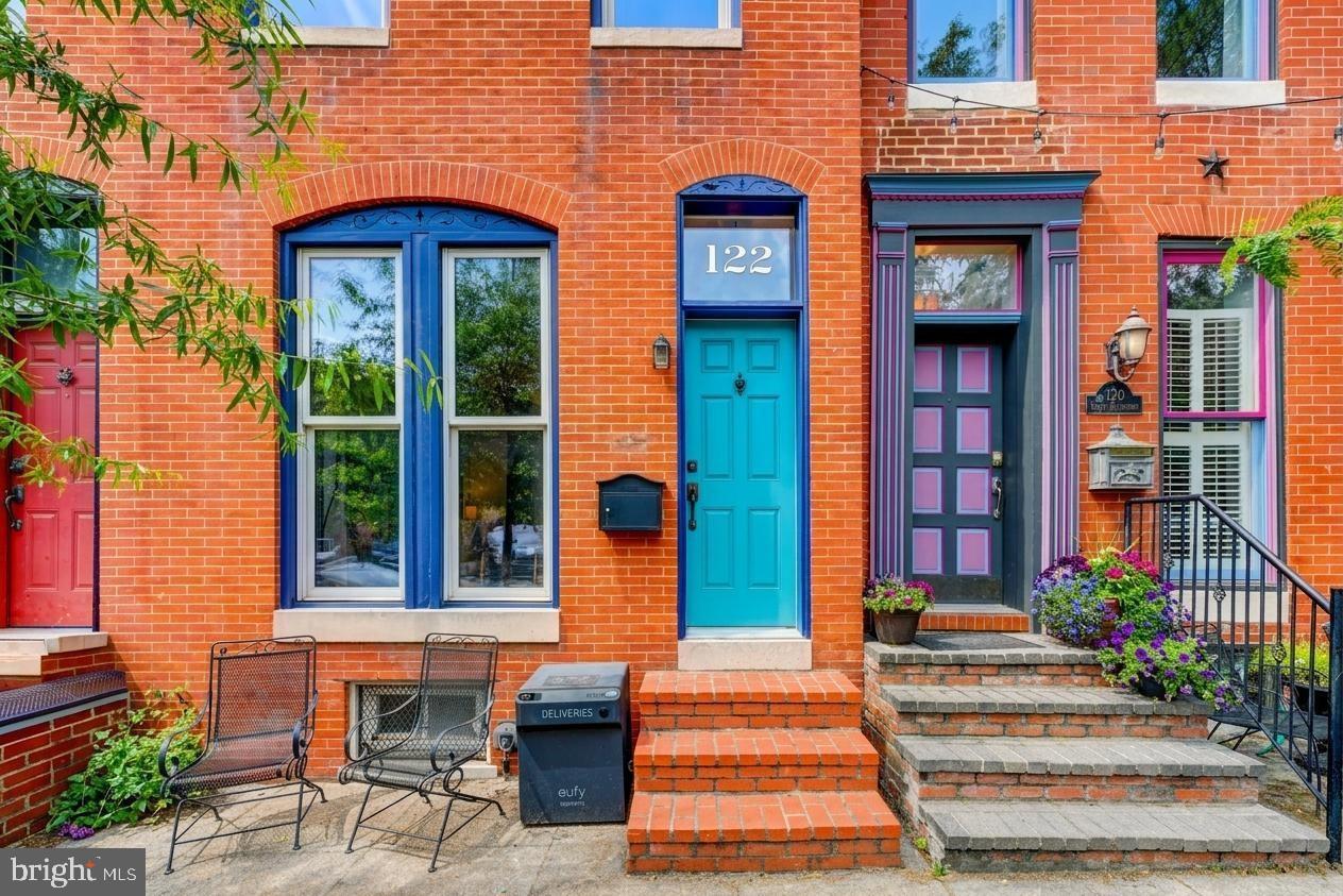 BUTCHERS HILL - Residential