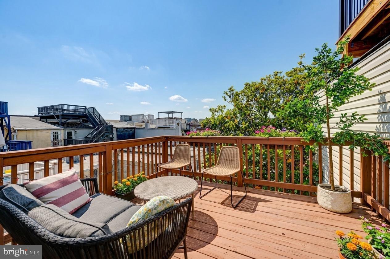 BUTCHERS HILL - Residential