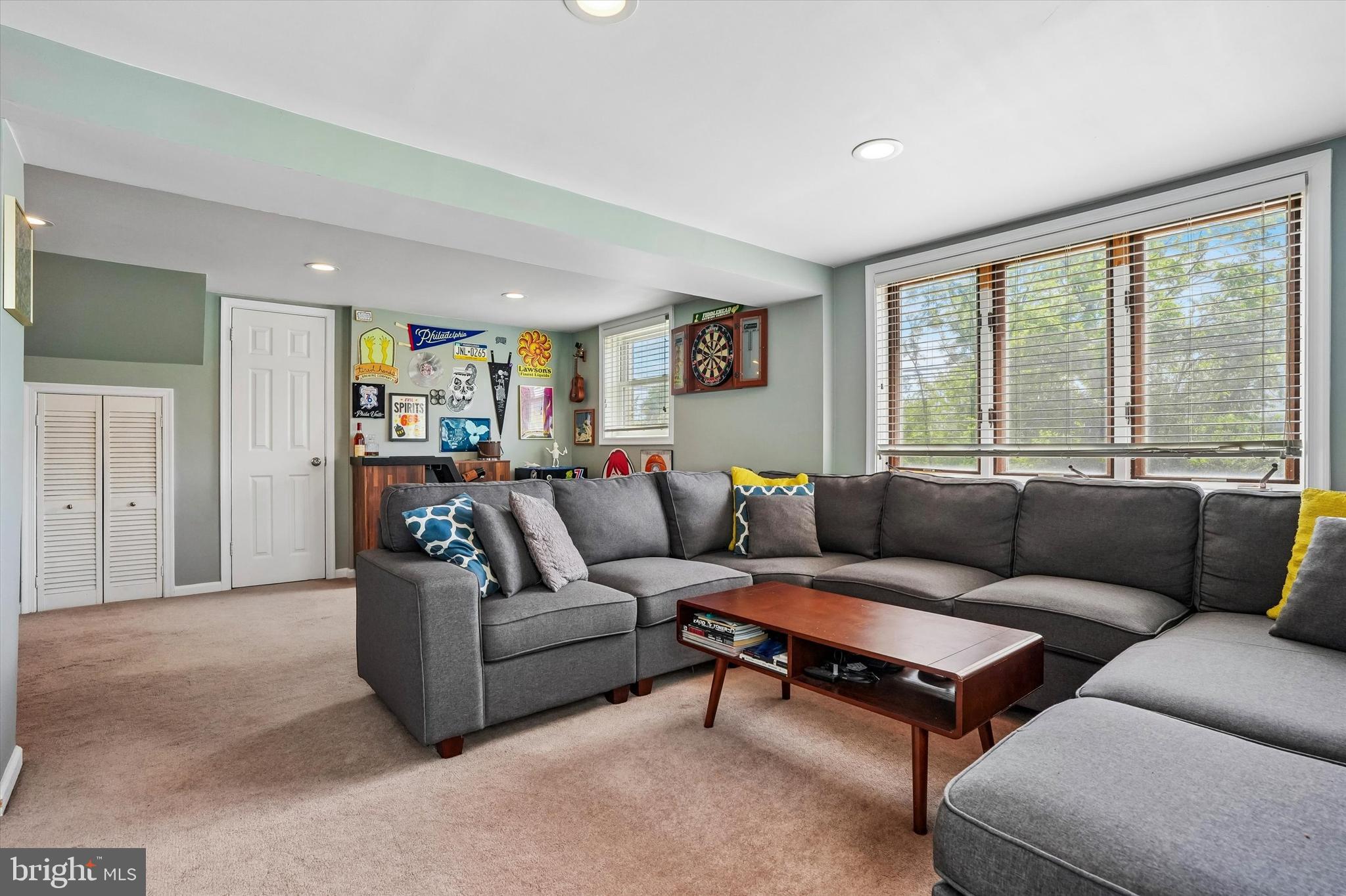 KING OF PRUSSIA - Residential