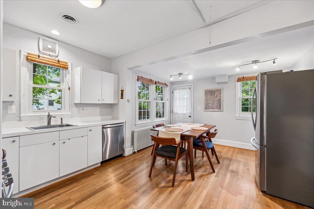 TAKOMA PARK - Residential