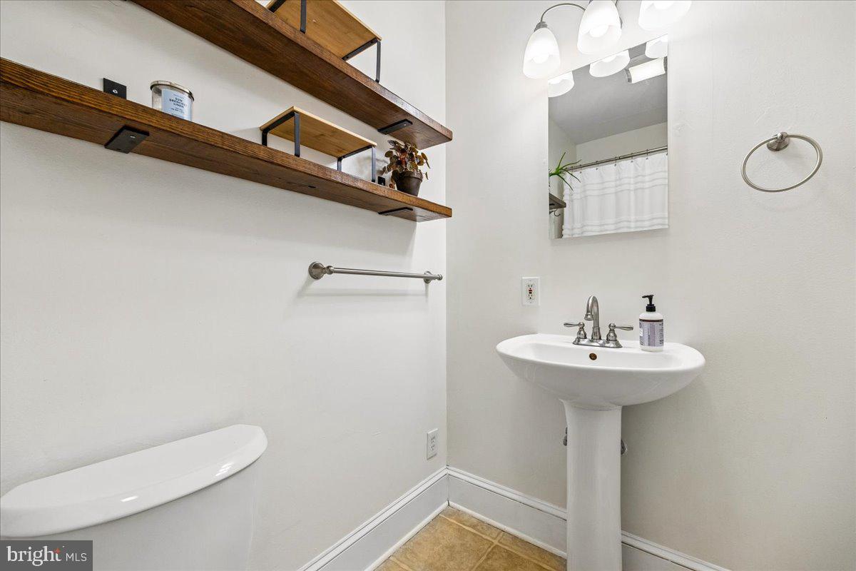 TAKOMA PARK - Residential