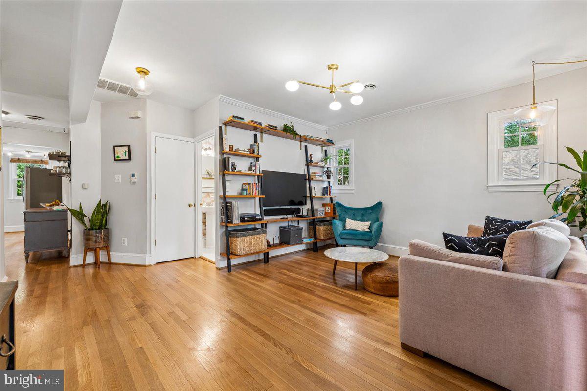 TAKOMA PARK - Residential