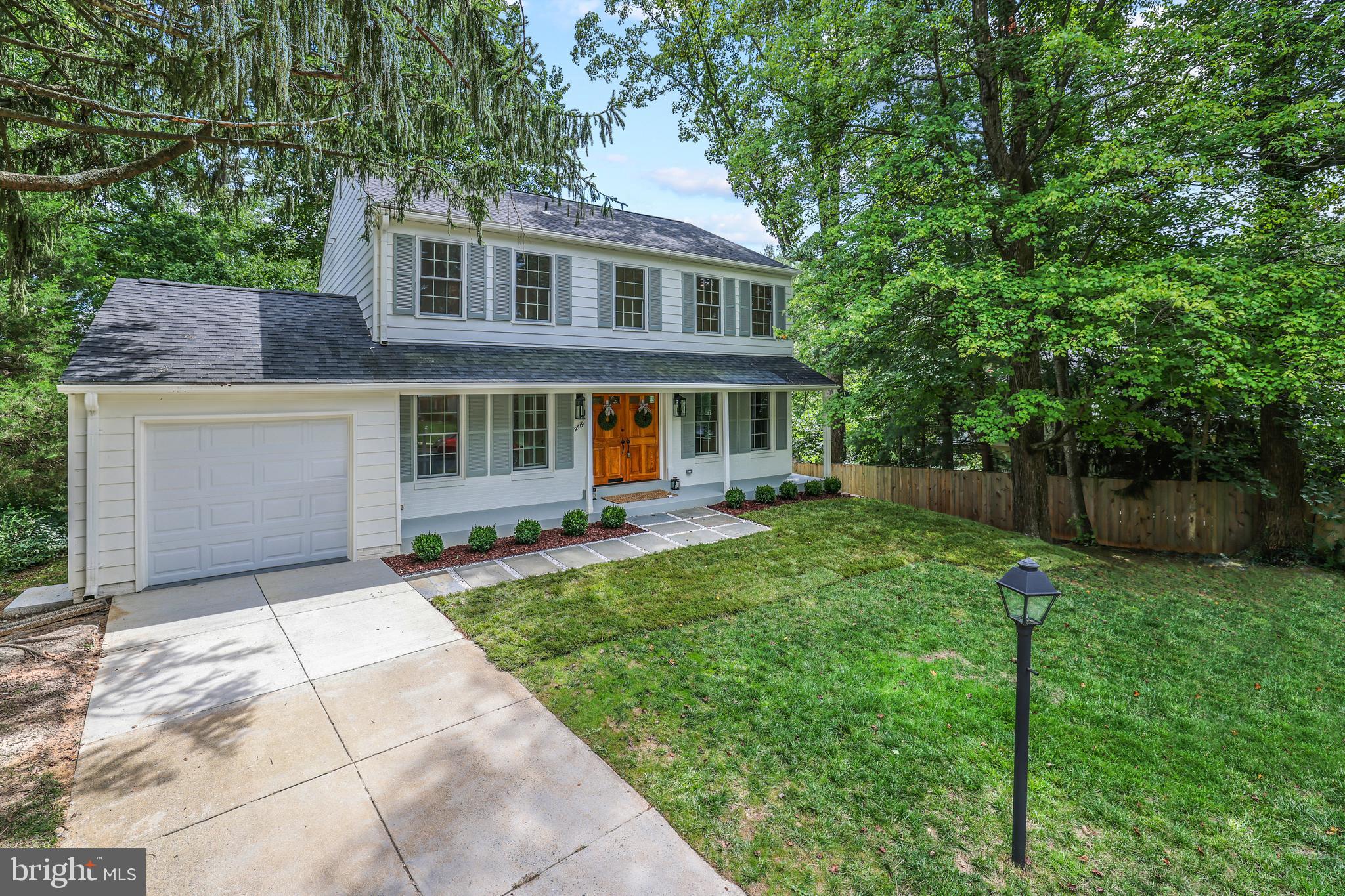 LAKE BRADDOCK - Residential
