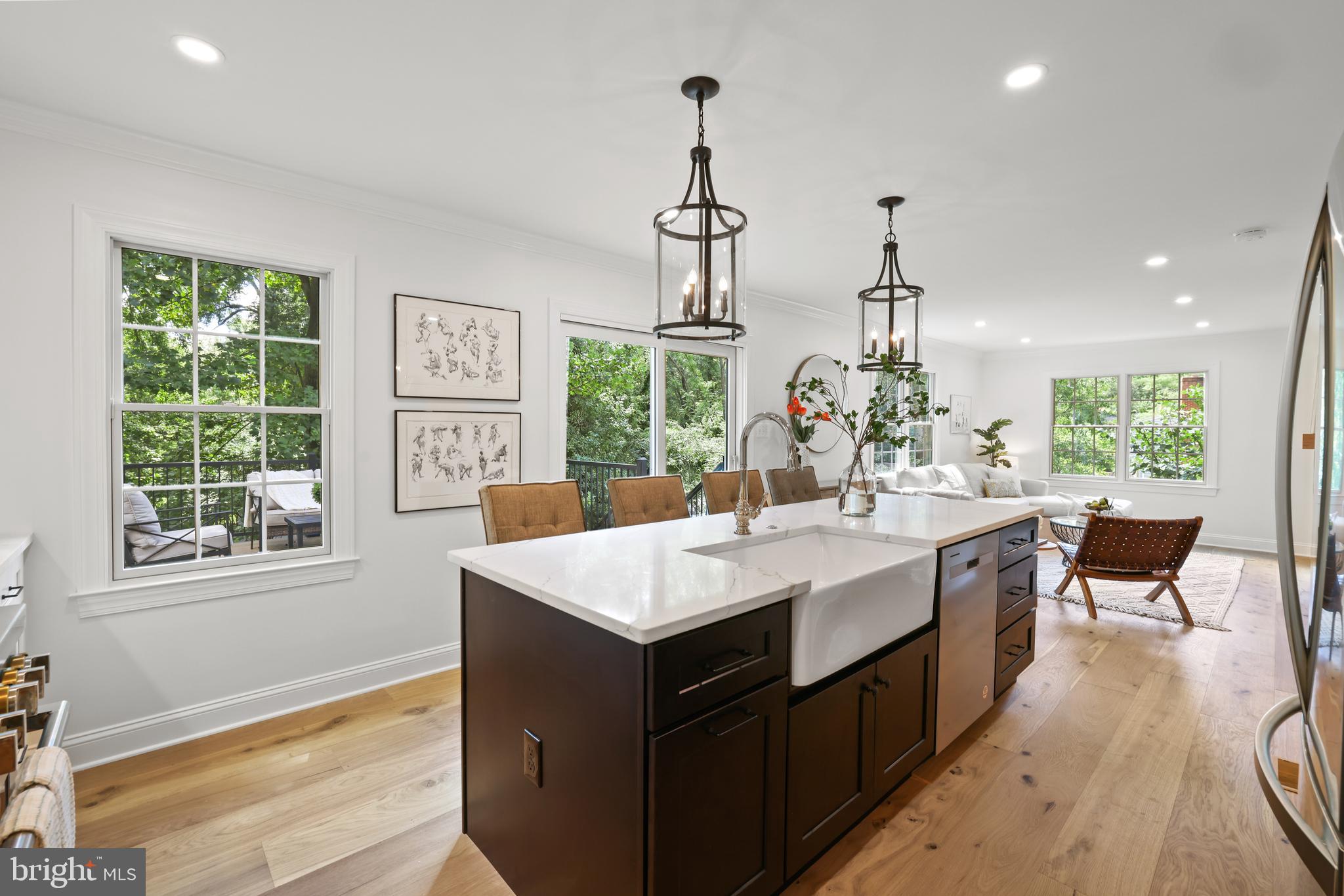 LAKE BRADDOCK - Residential