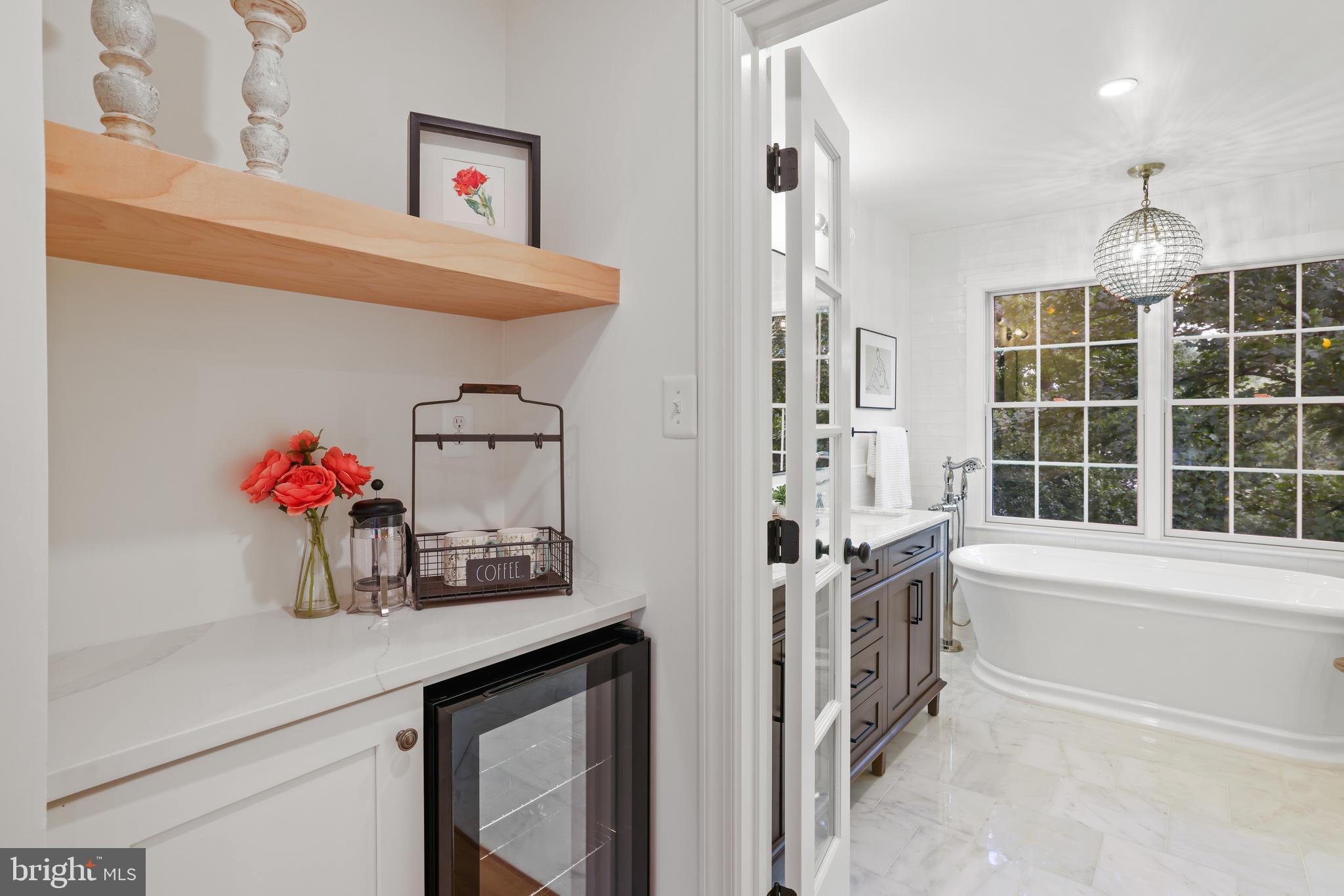 LAKE BRADDOCK - Residential