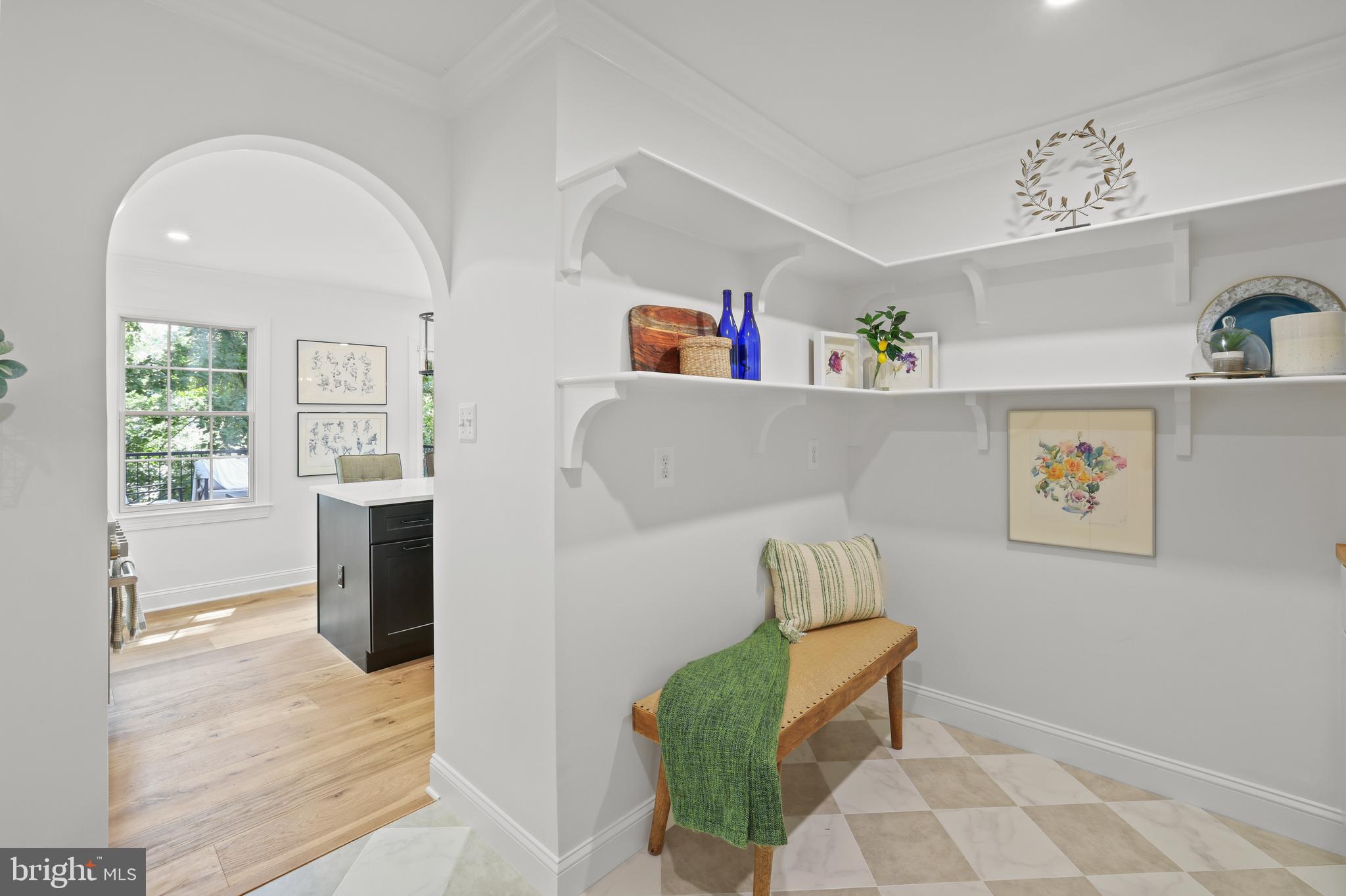 LAKE BRADDOCK - Residential