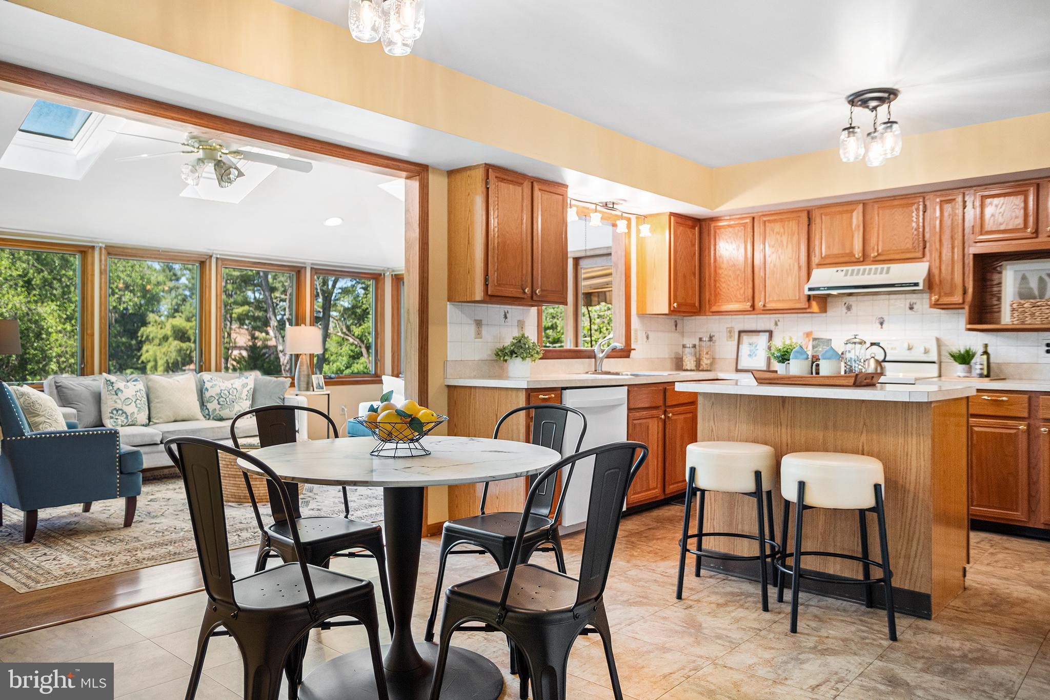 ROCKFORD ESTATES - Residential