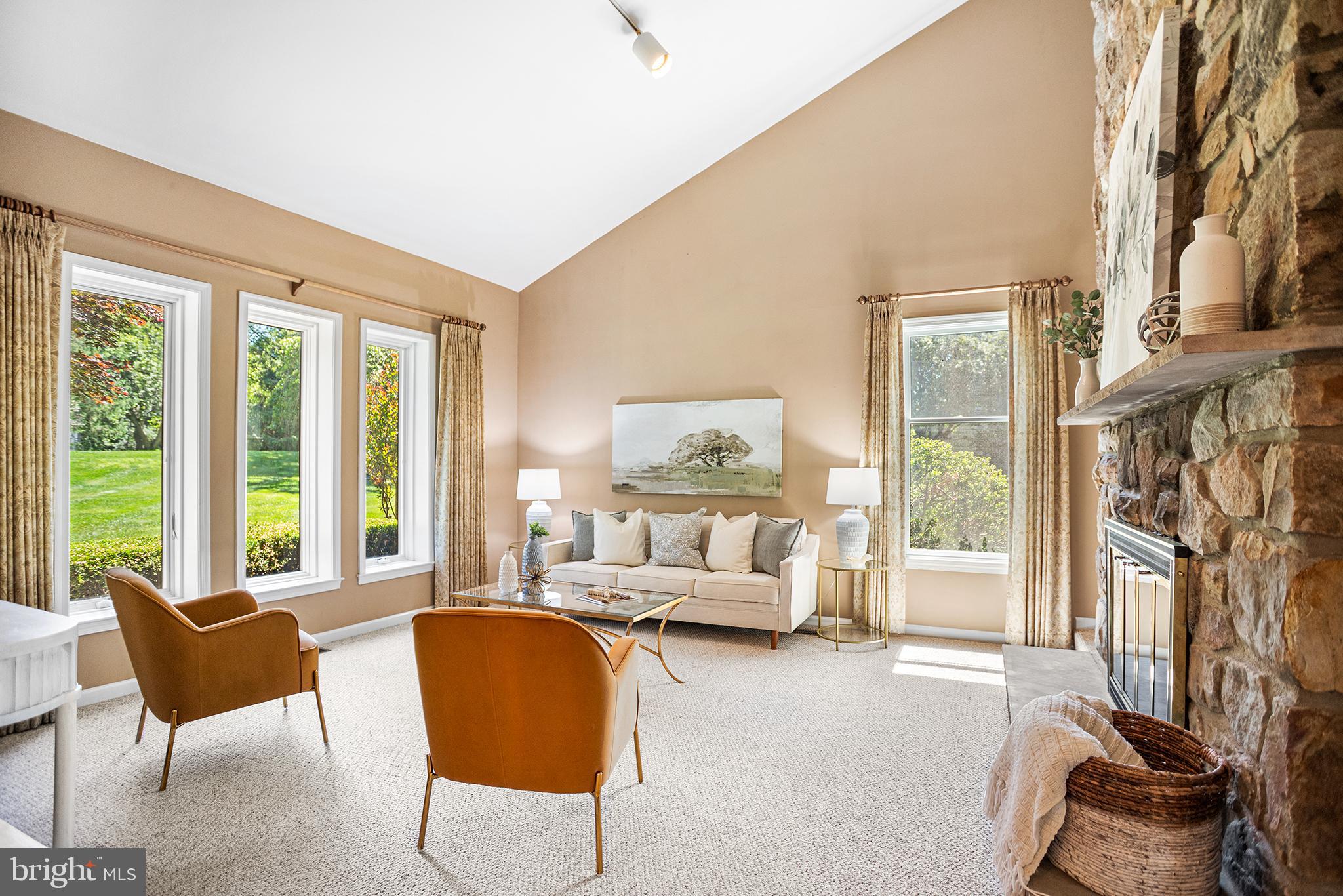 ROCKFORD ESTATES - Residential