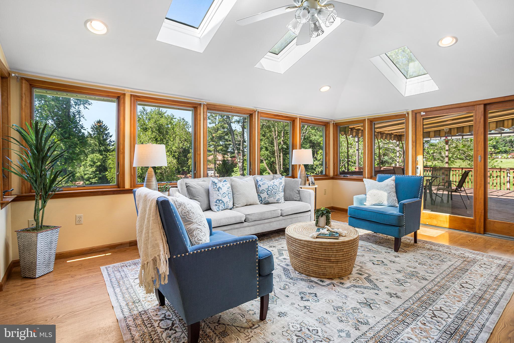 ROCKFORD ESTATES - Residential