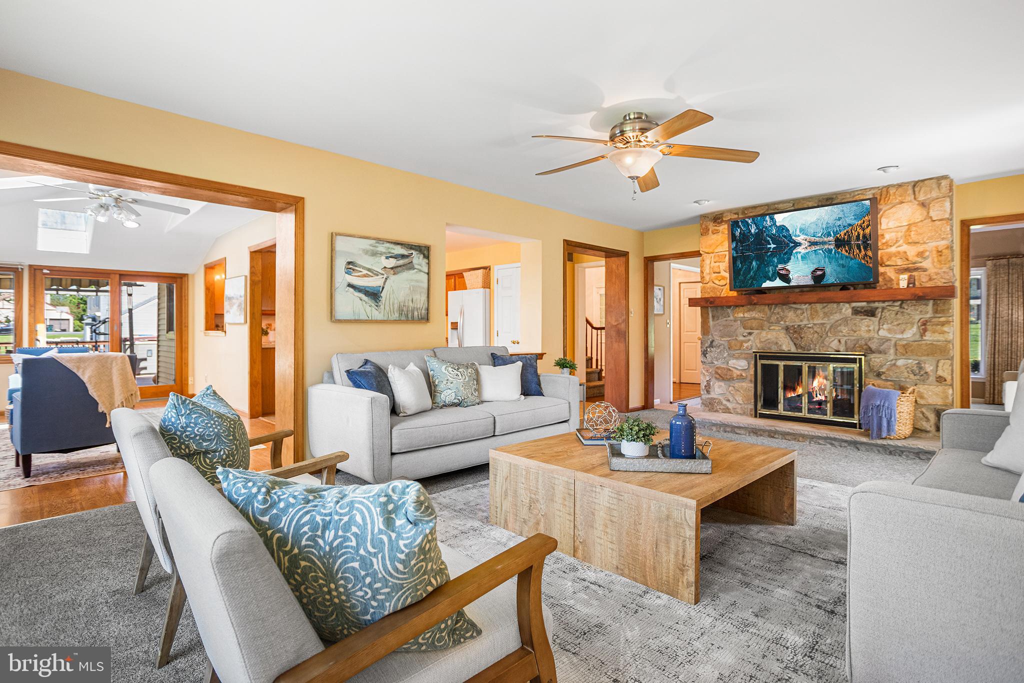 ROCKFORD ESTATES - Residential