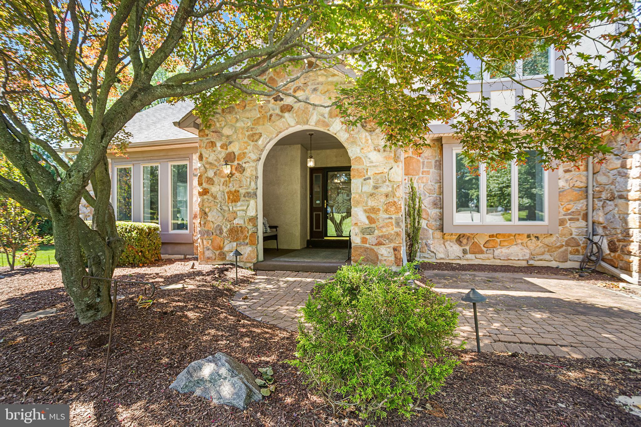 ROCKFORD ESTATES - Residential