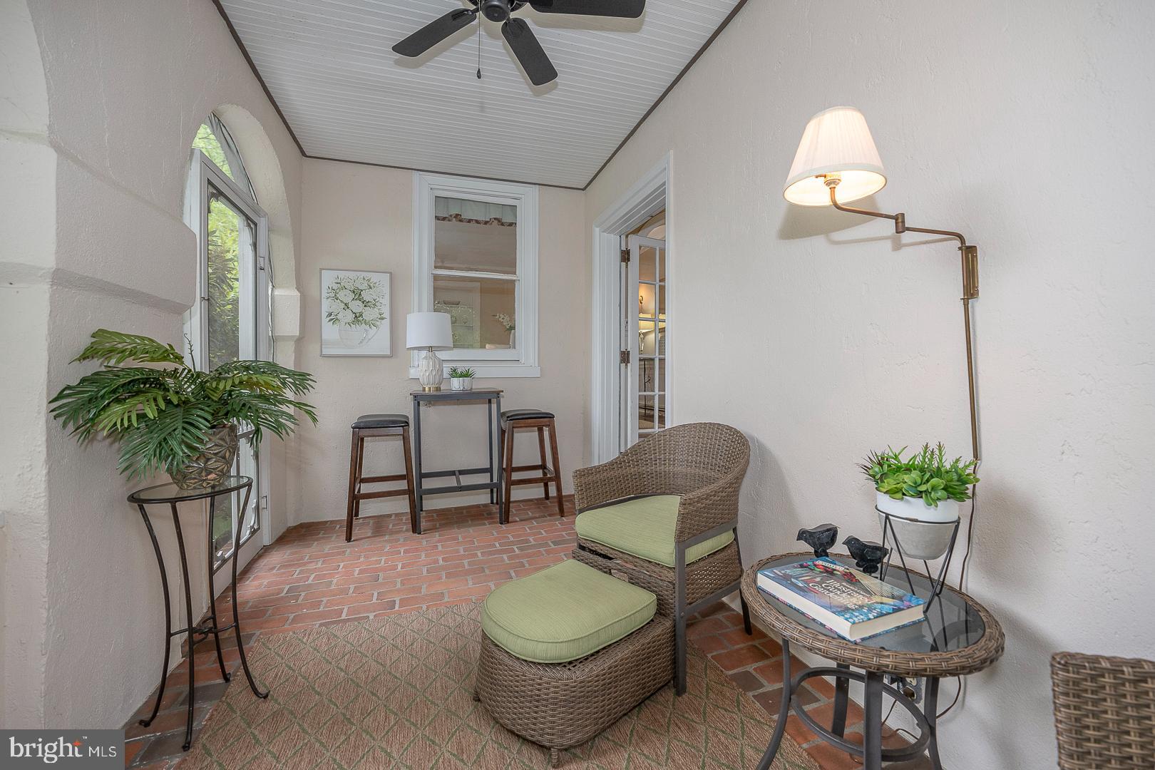 SOUTH WAYNE - Residential
