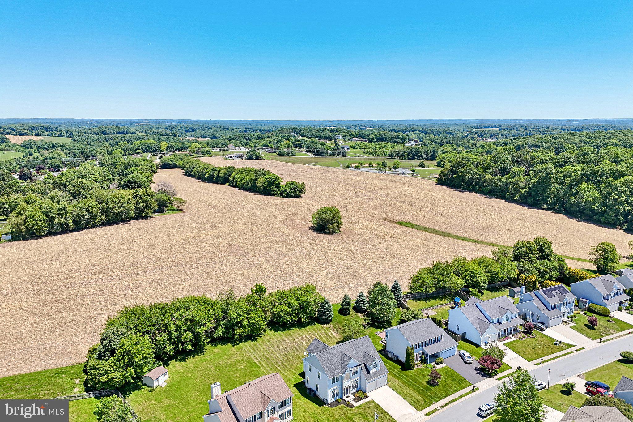 MANCHESTER FARMS - Residential