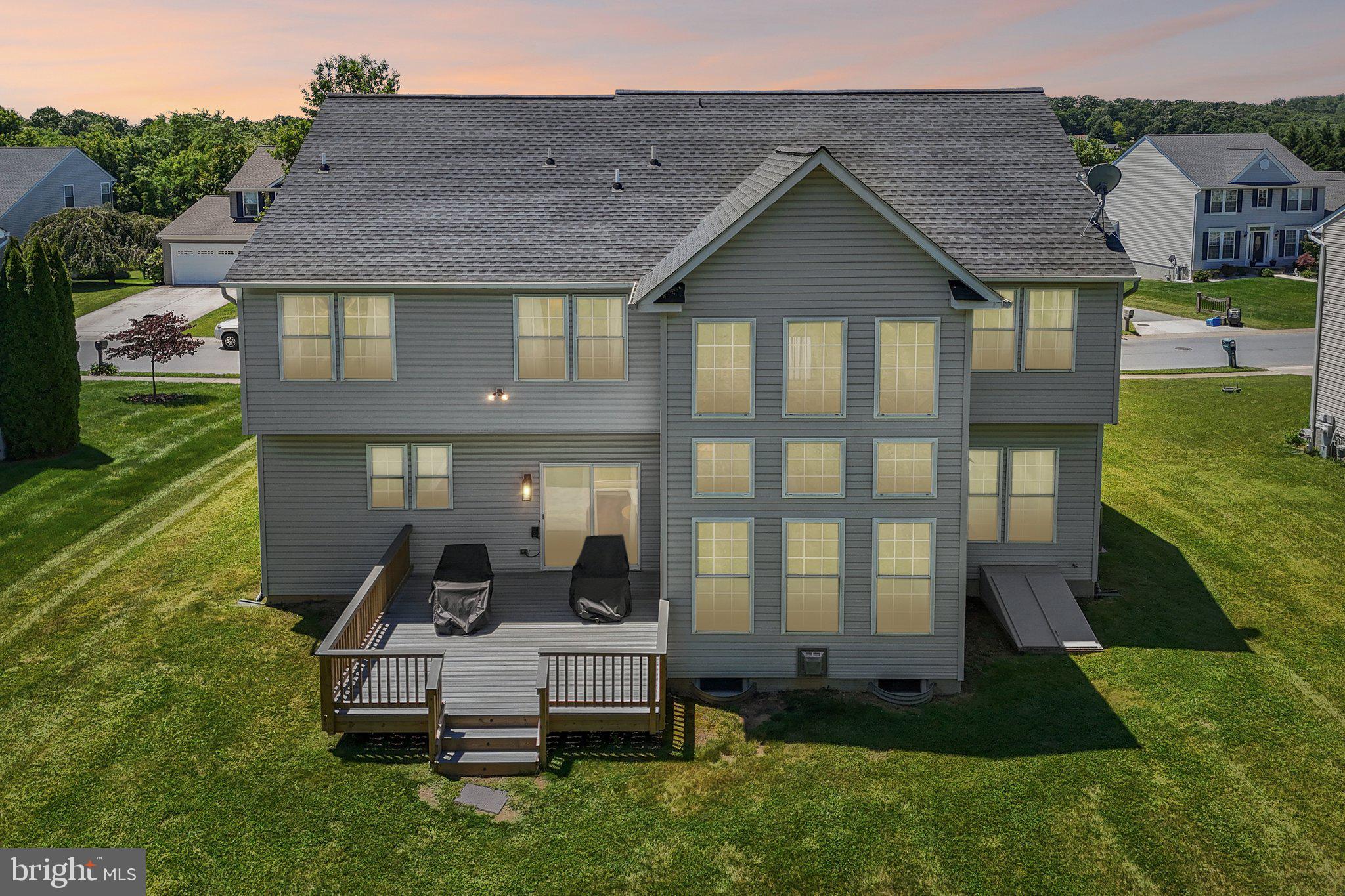 MANCHESTER FARMS - Residential