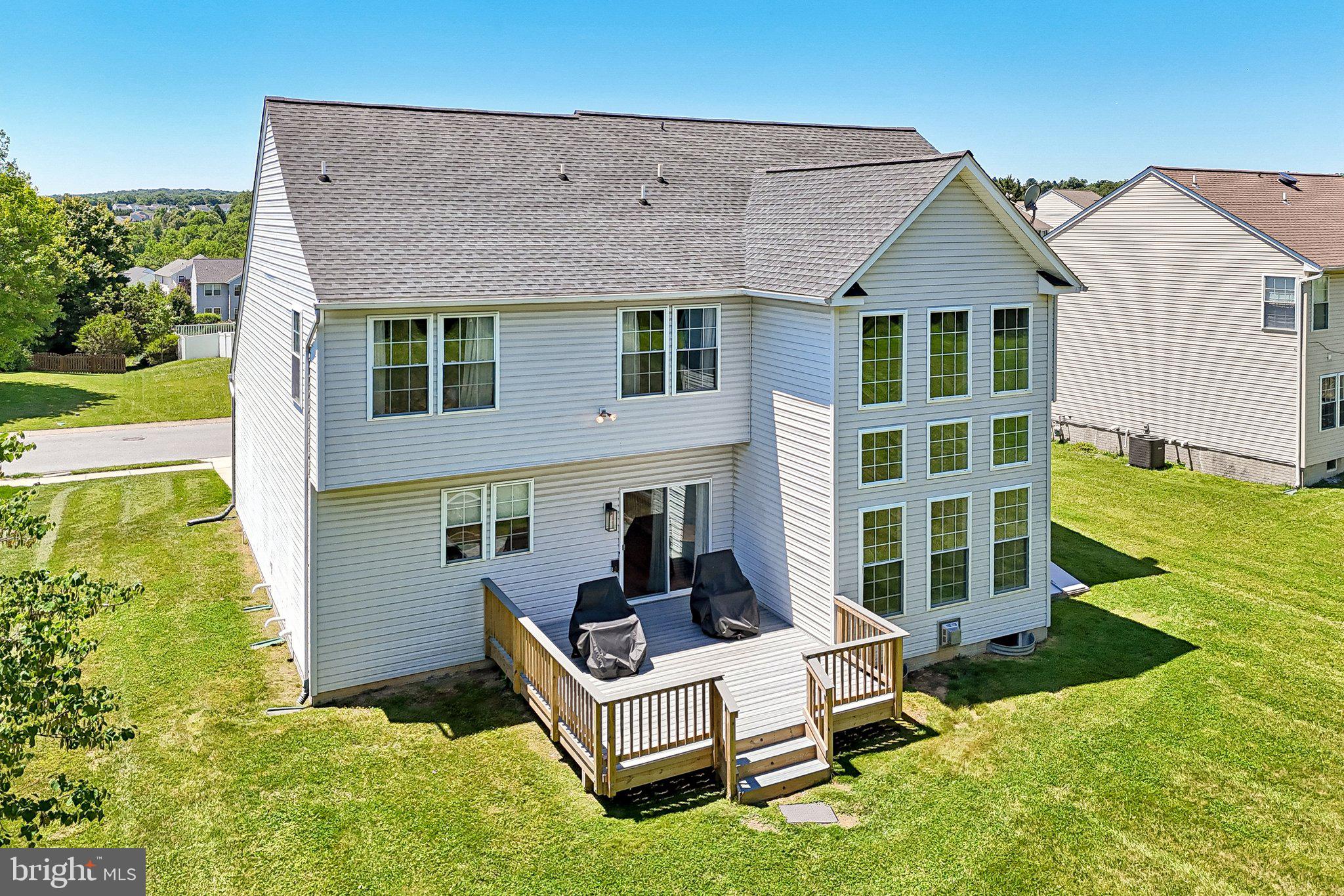 MANCHESTER FARMS - Residential