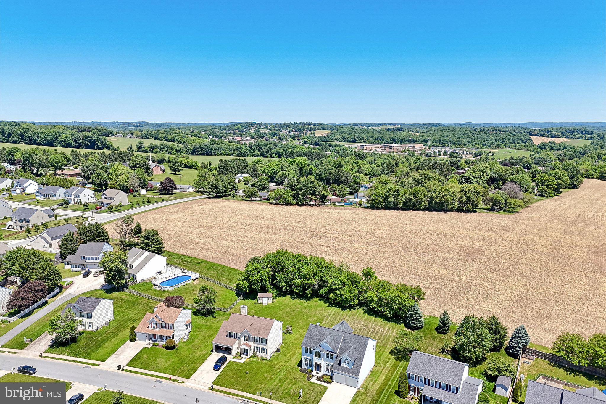 MANCHESTER FARMS - Residential