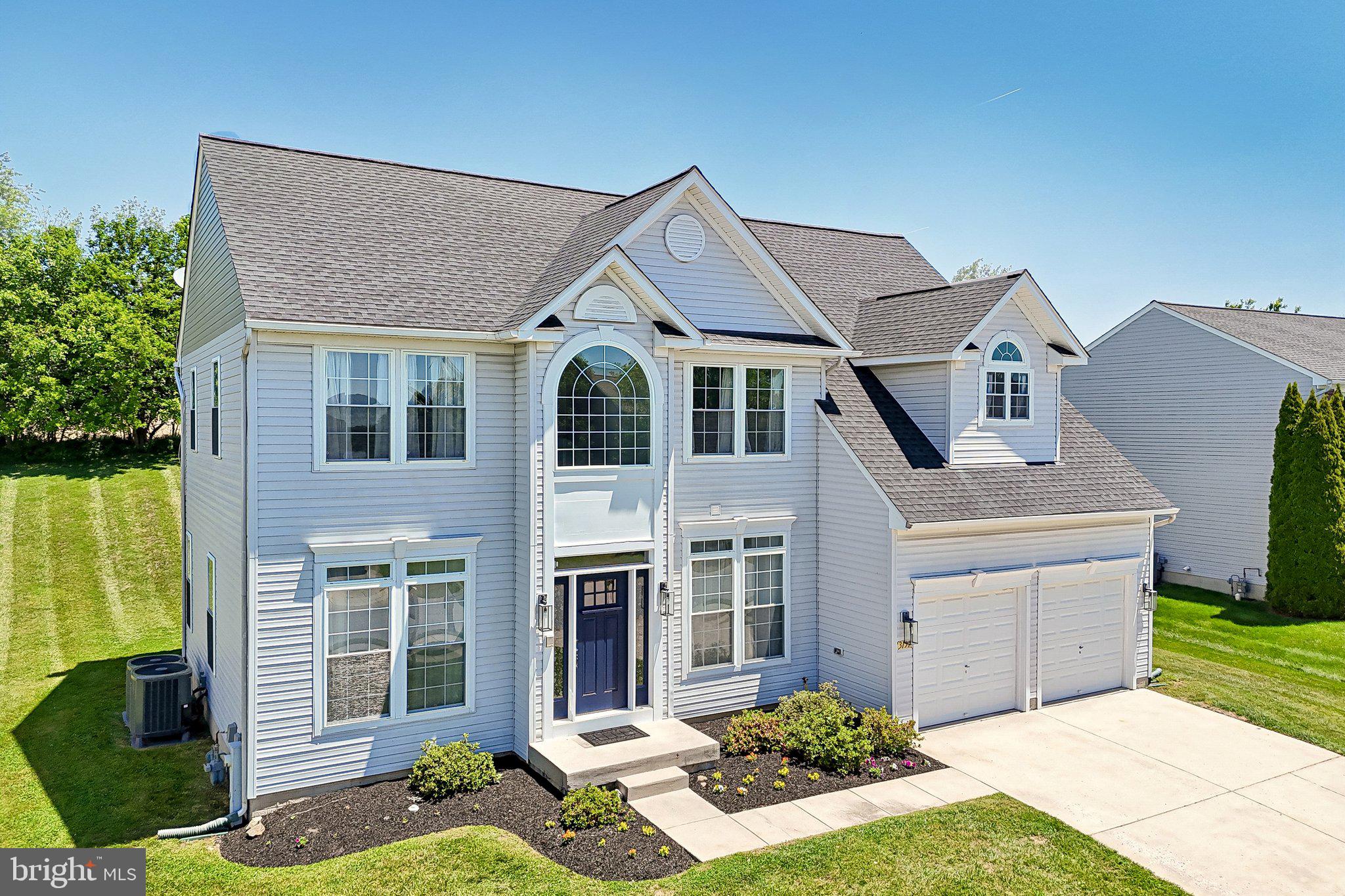 MANCHESTER FARMS - Residential